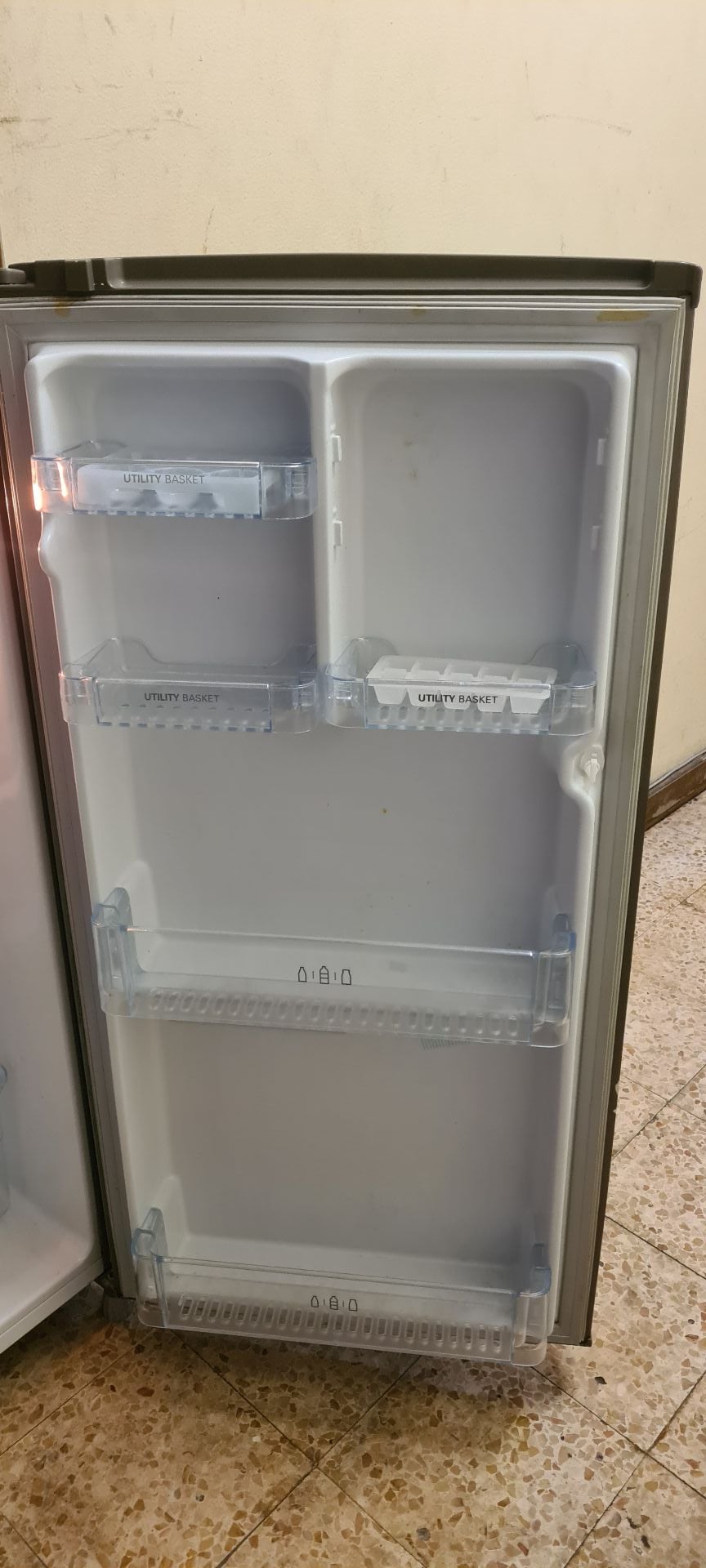 Fridge and water dispenser  - Image 4