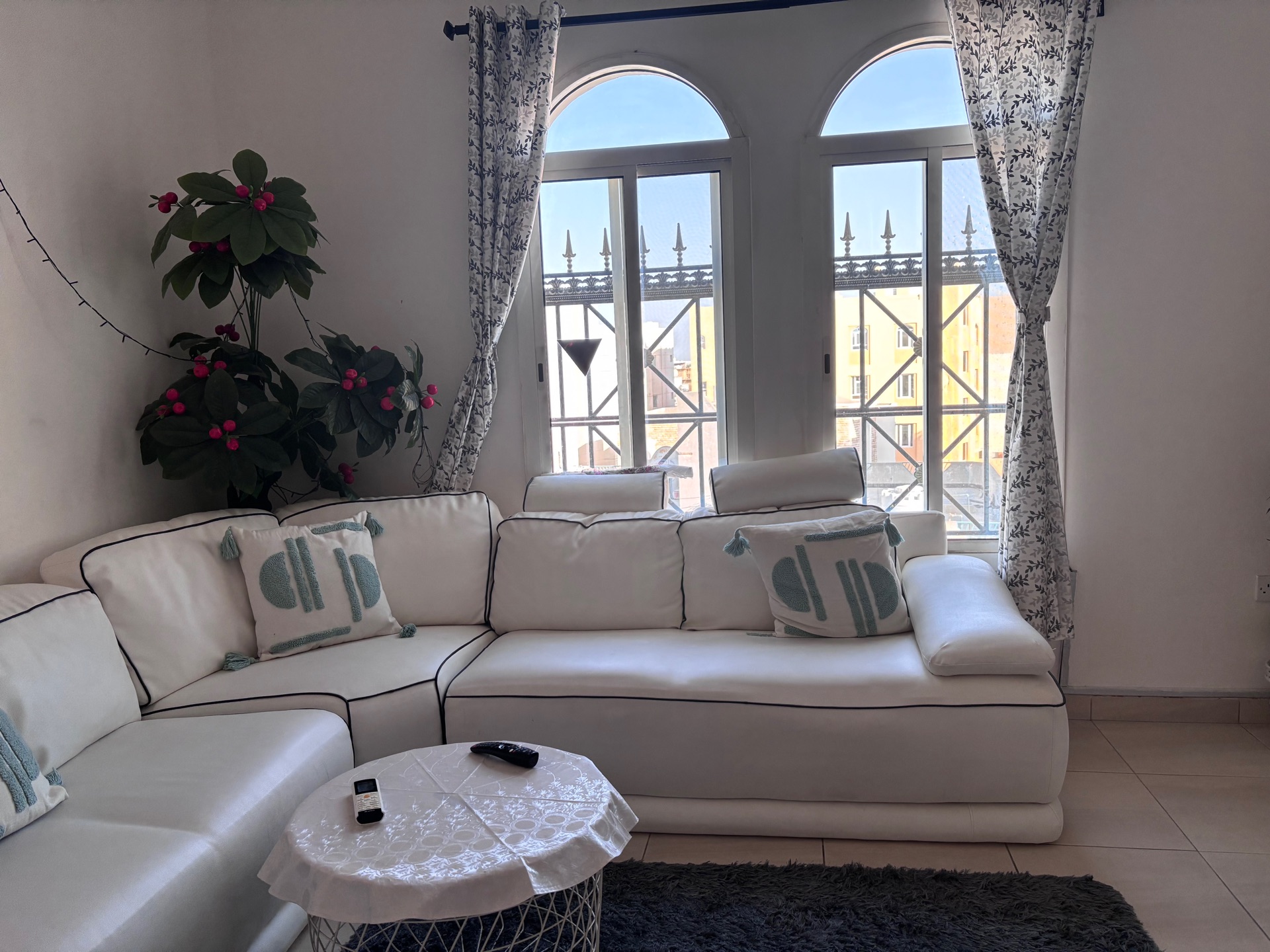 Large L shape white sofa perfect condition  - Image 5
