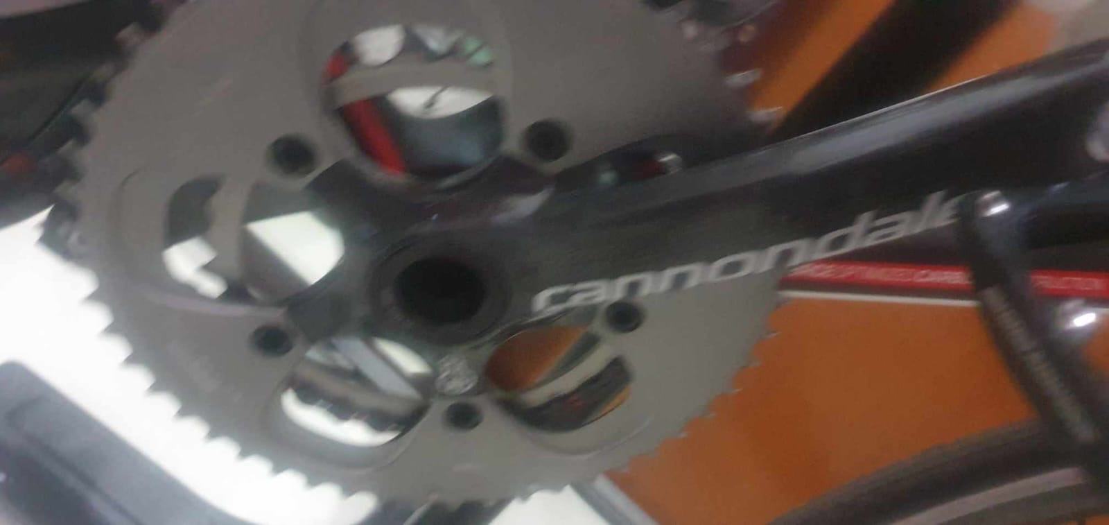 Good condition road cycling, This is full carbon - Image 4
