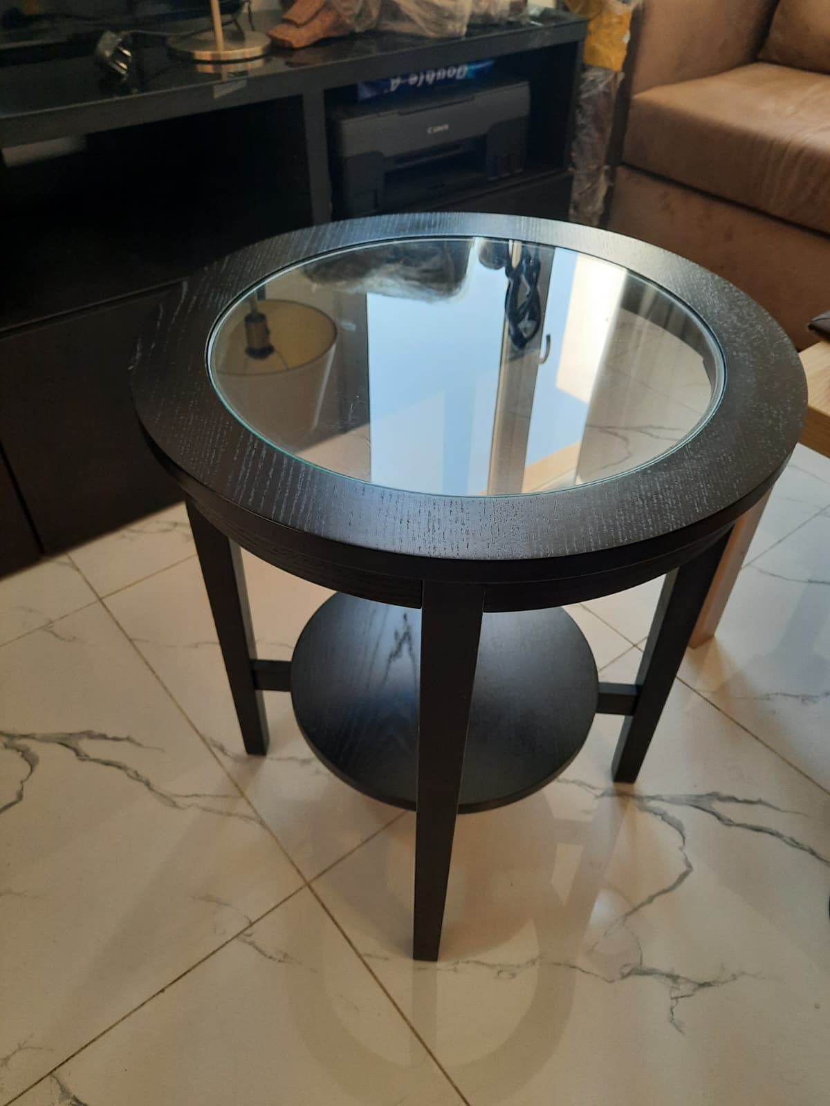 Round coffee table for sale - Image 4