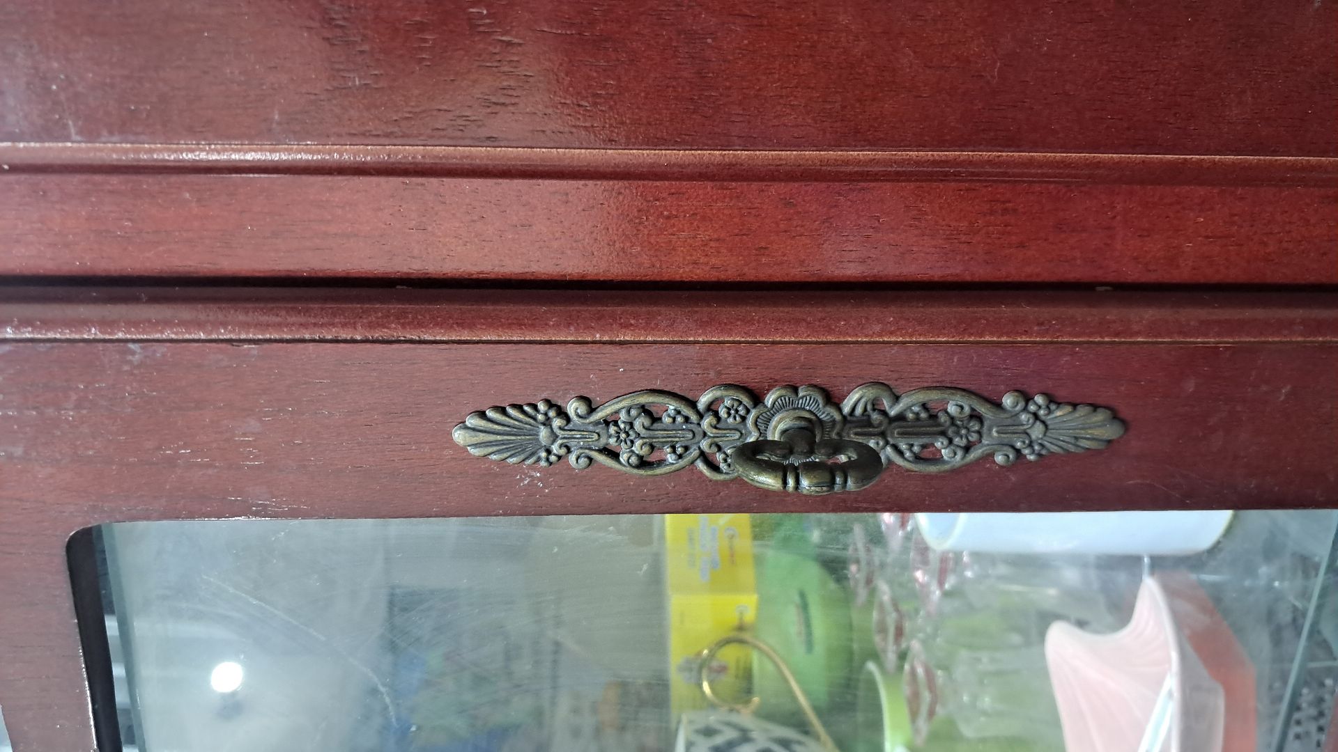 Showcase for sale
 450 QAR - Image 3