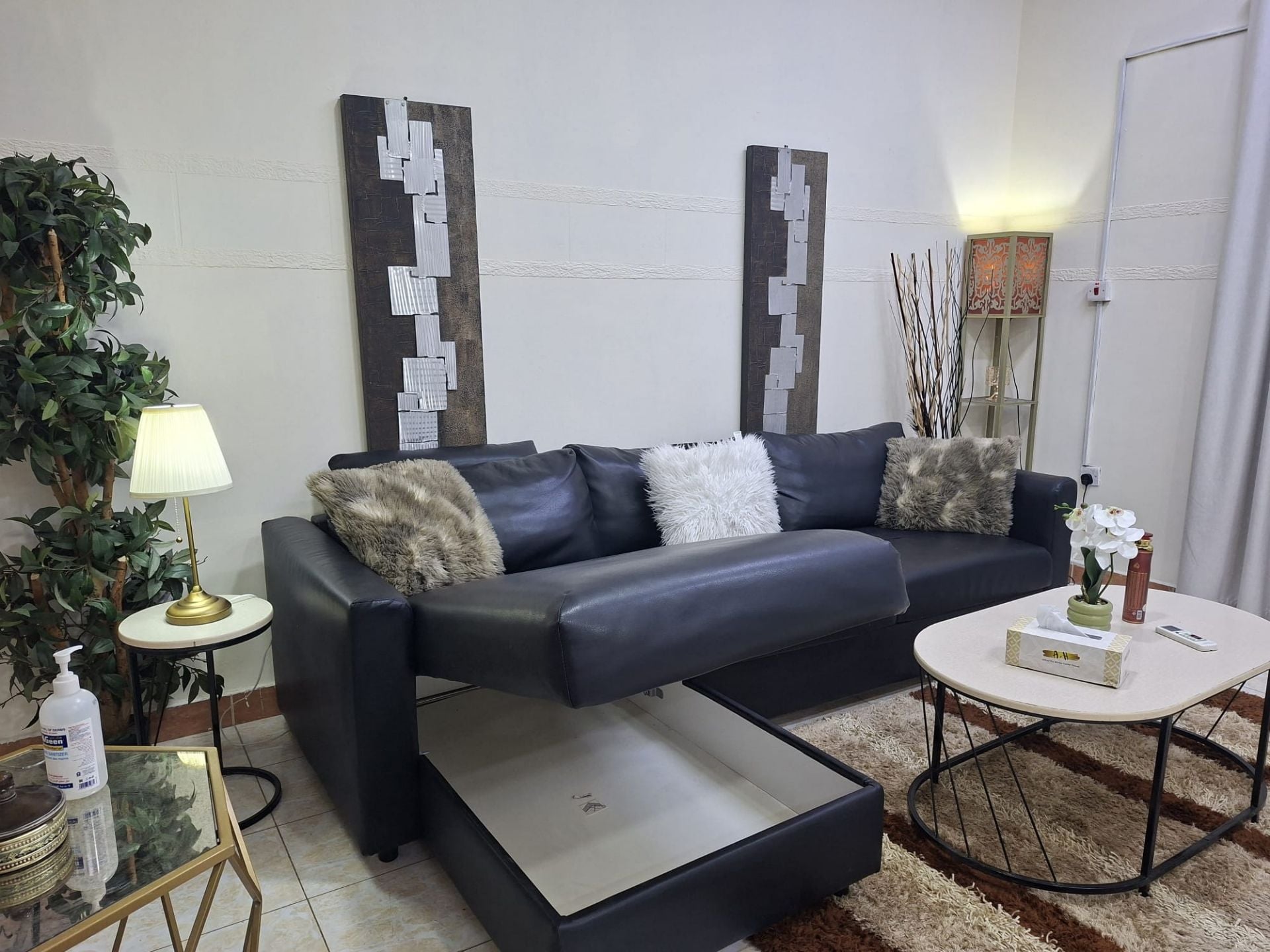 IKEA VIMLE,
 leather, L ship
Sofa come bed 
storeg good 
conditions Very comfort - Image 2