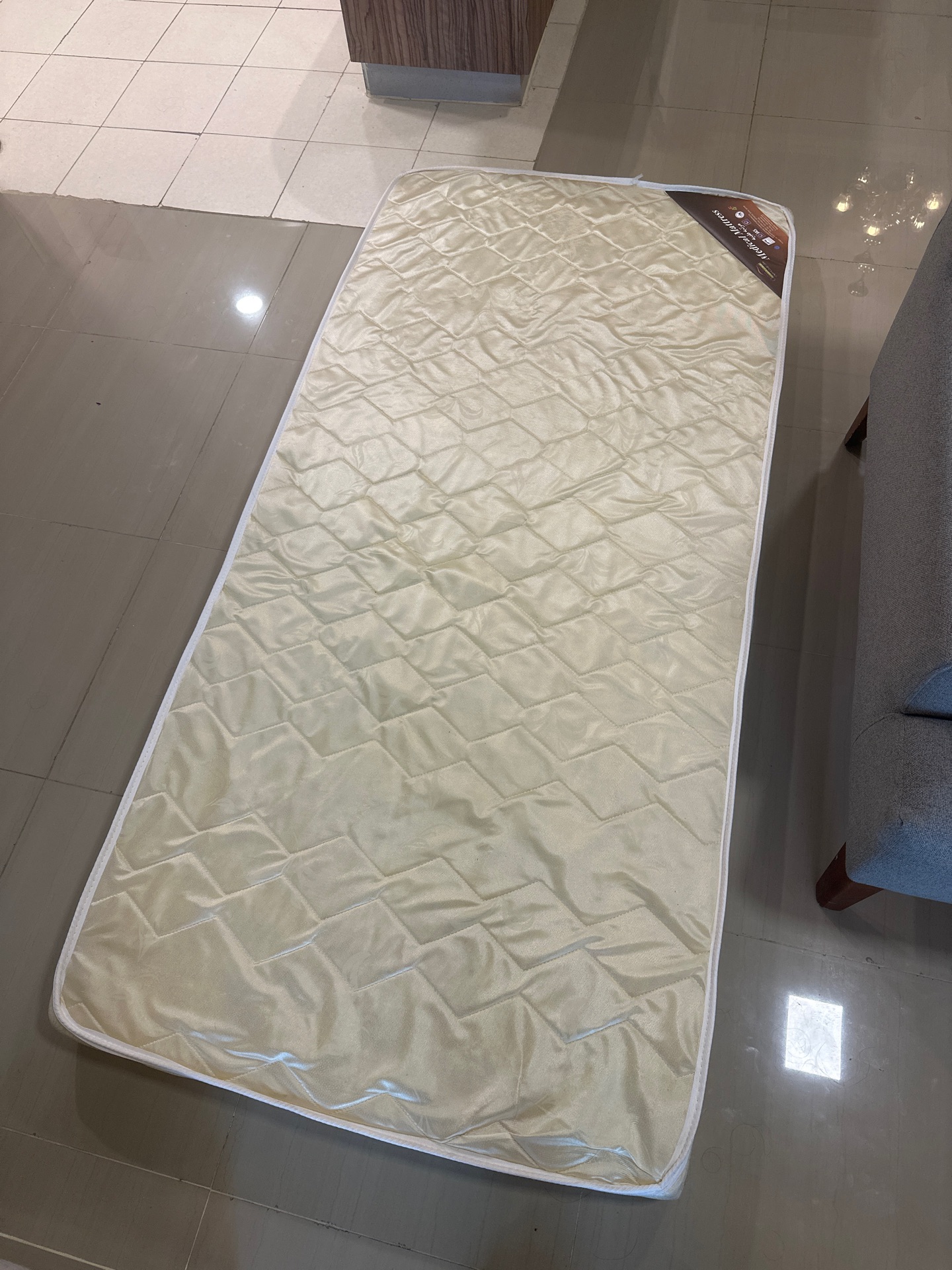 Almost new Mattress - Image 1