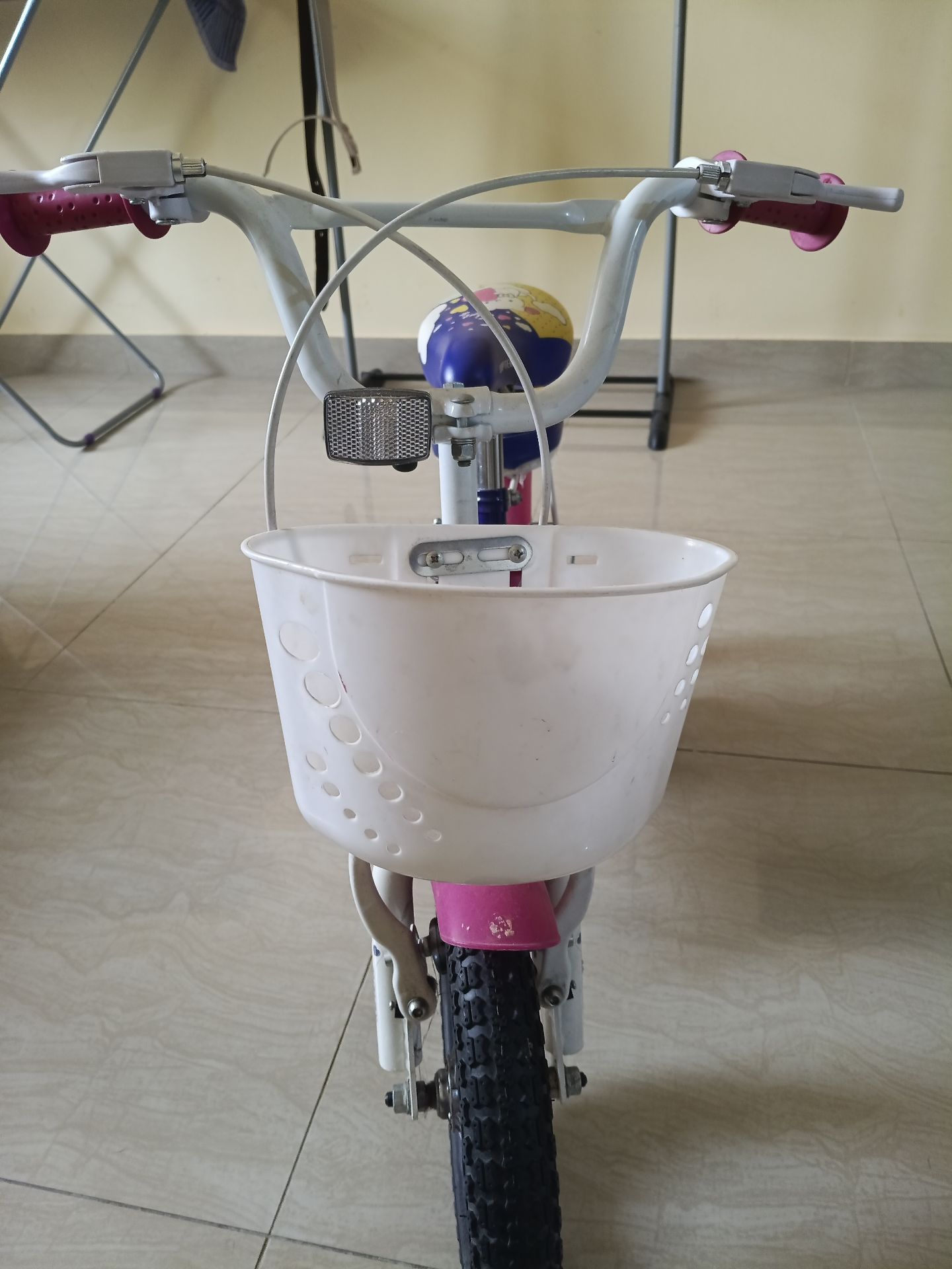 Kids bicycle  - Image 6