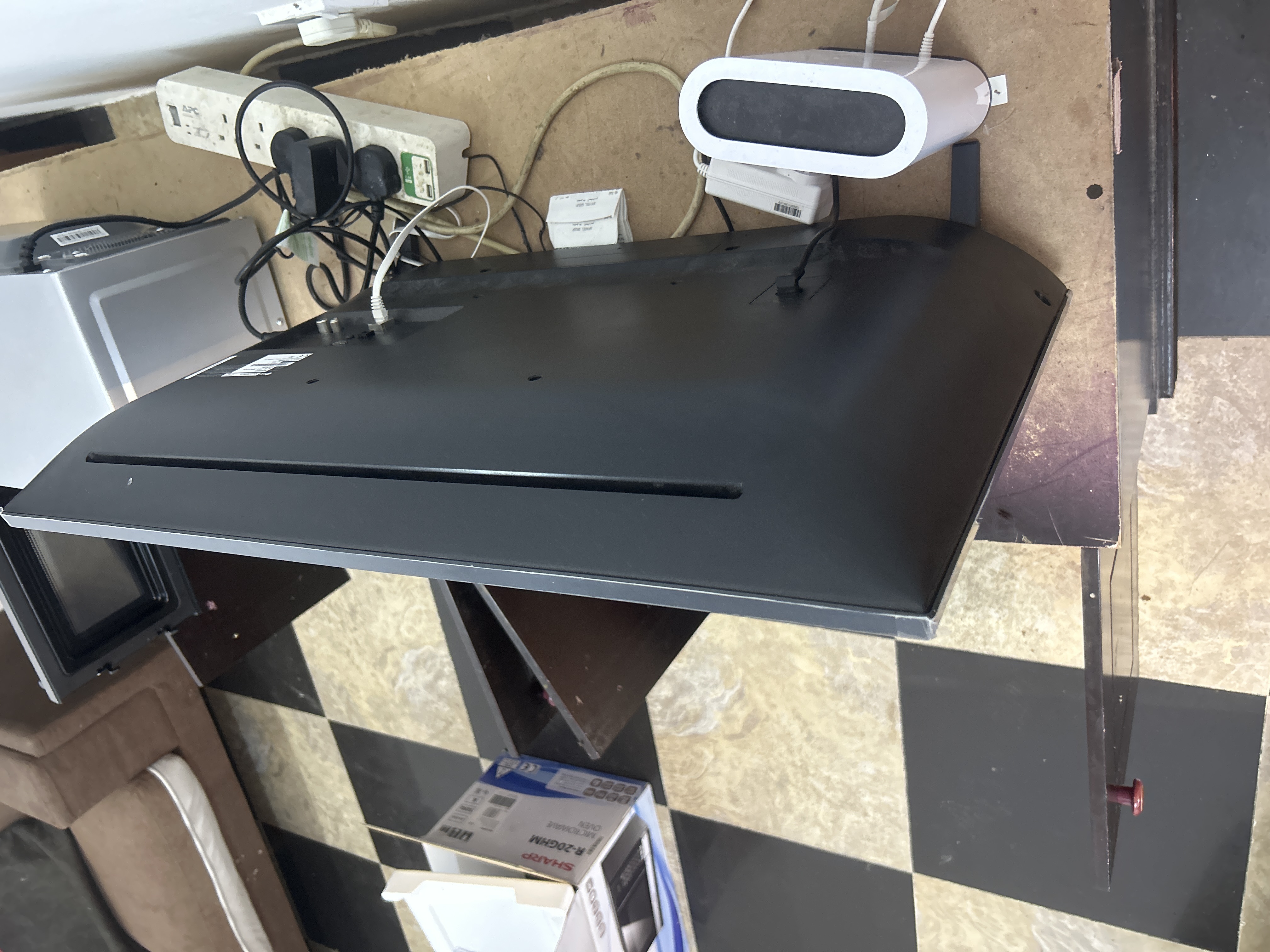 Lg smart tv 32 inch - Image 3