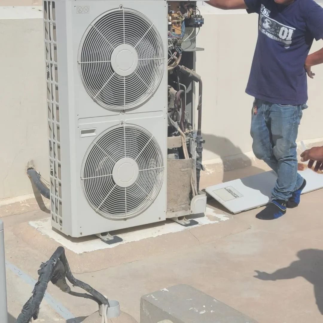 We Buy Damage Ac Good Condition Buy A c - Image 2