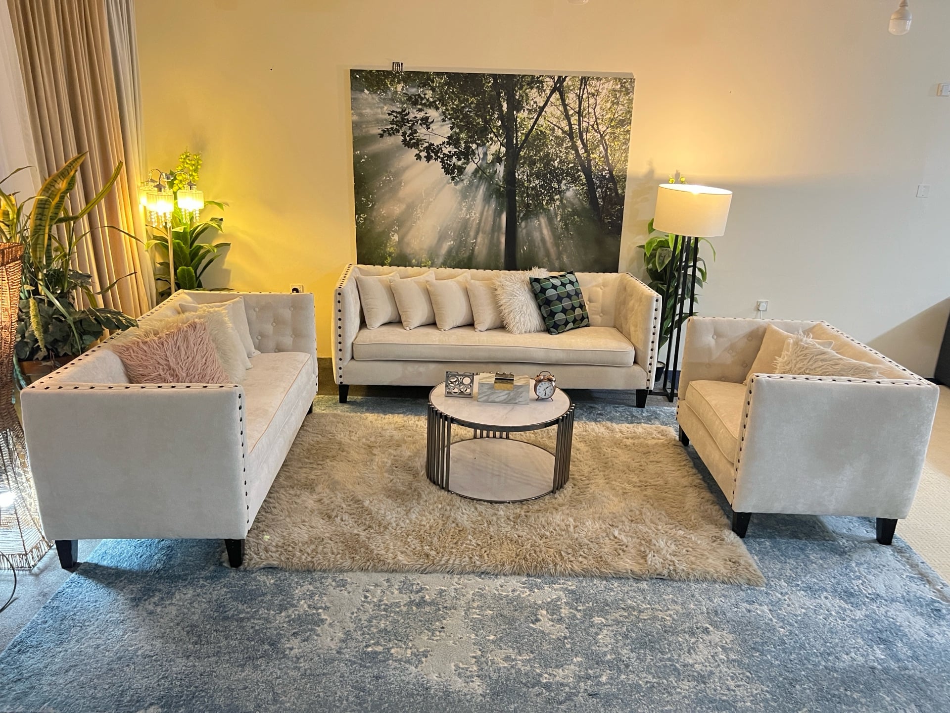 Luxurious midas brand 6 seater 3+2+1 sofa set  - Image 2