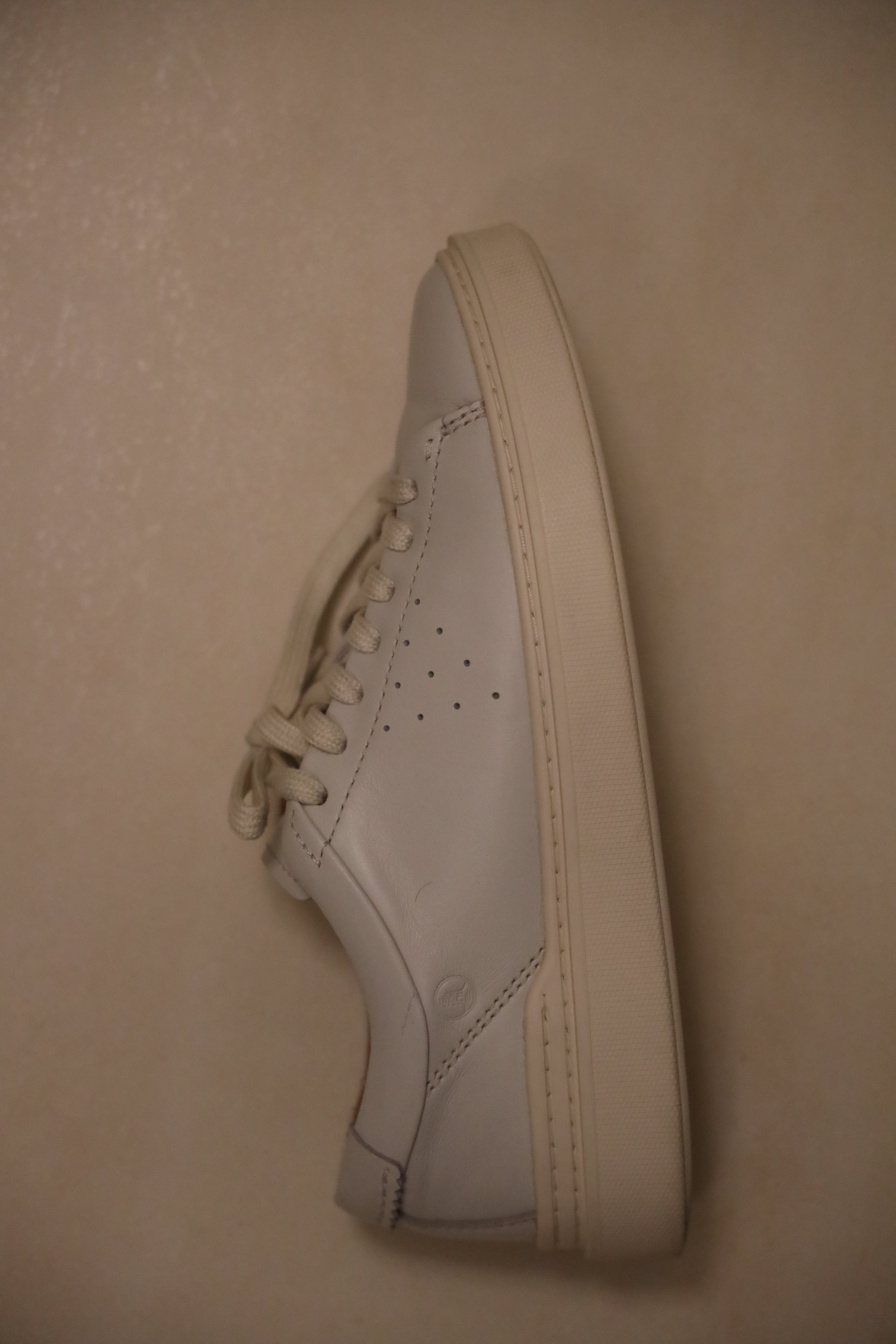 Unisex Sneakers – Lightly Used - Image 4