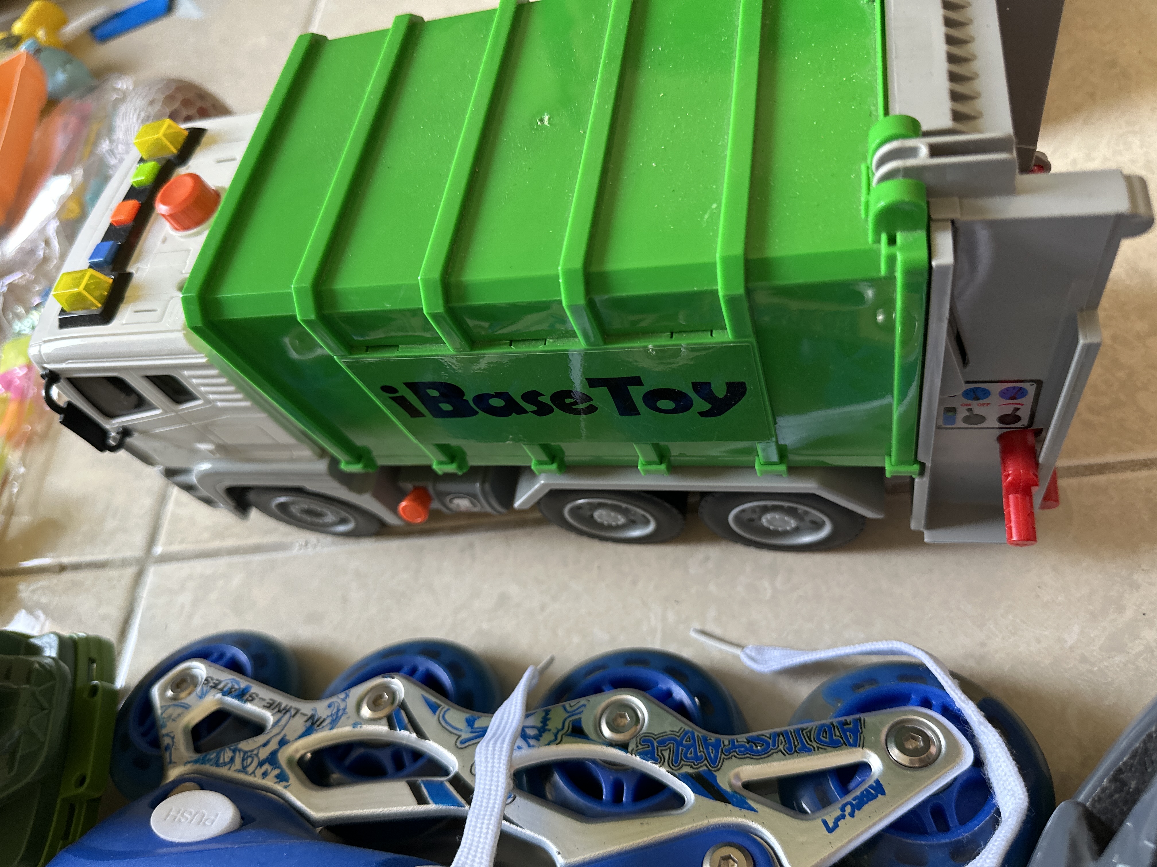 Multiple kids toys bundle for 300ONLY  - Image 4