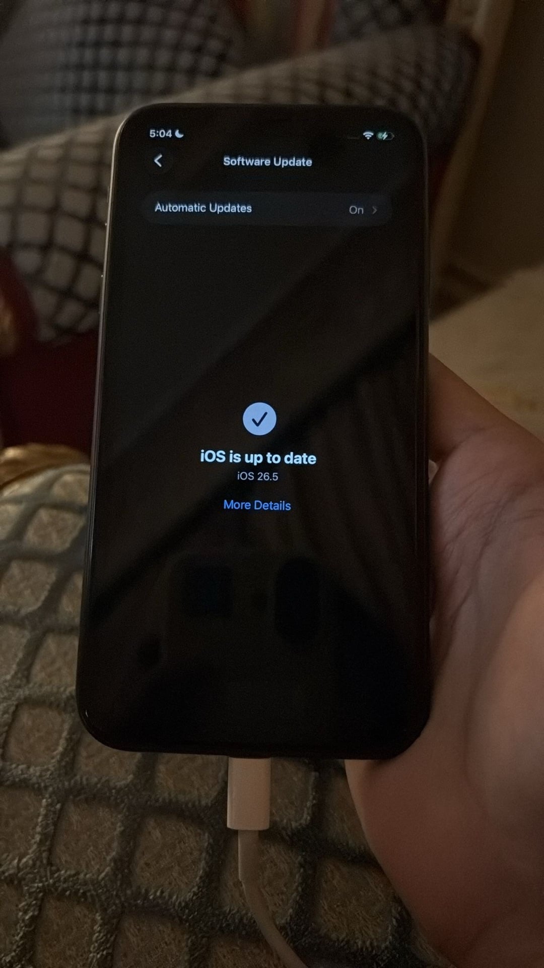iPhone 11 - Image 2
