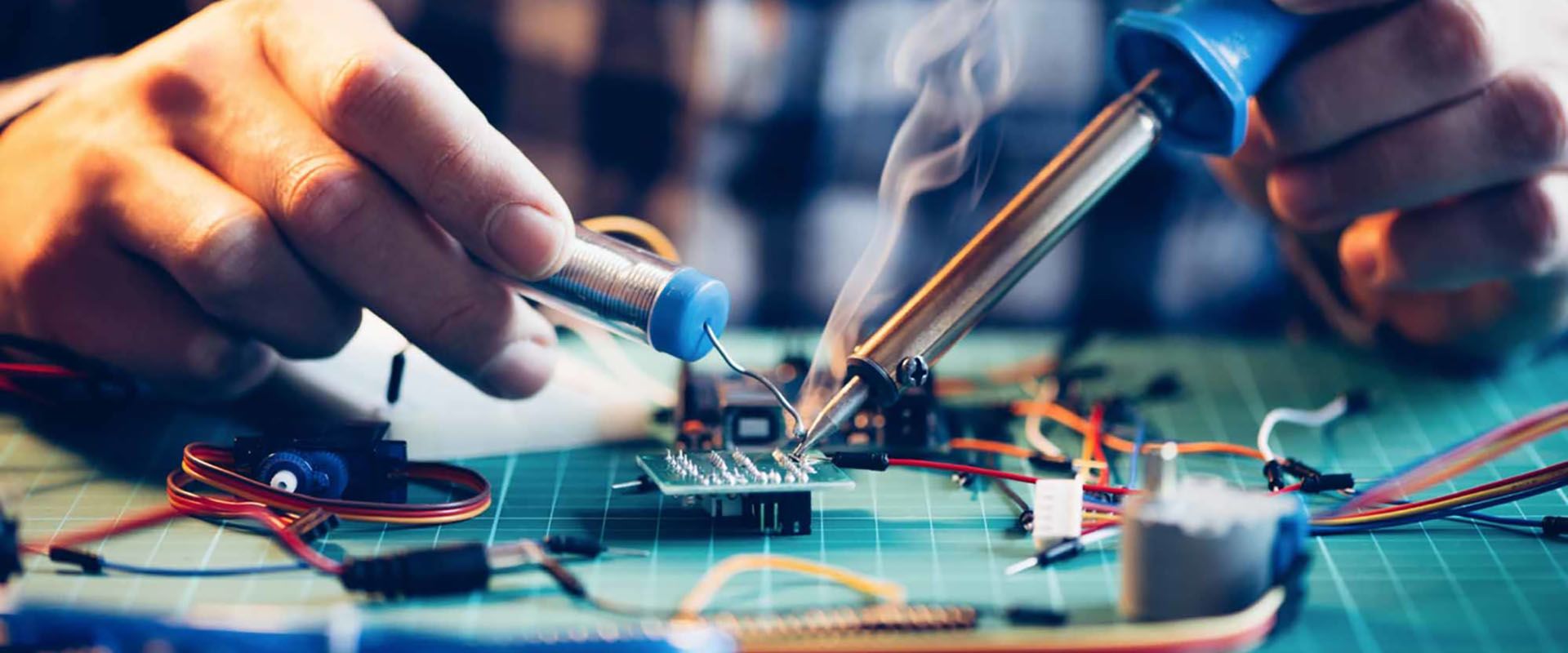 Electronics and electrical servicing - Image 4