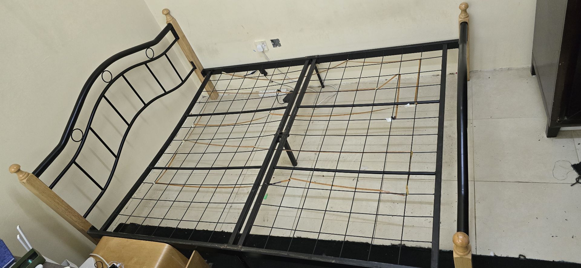 150 x 200 Bed - Image 1