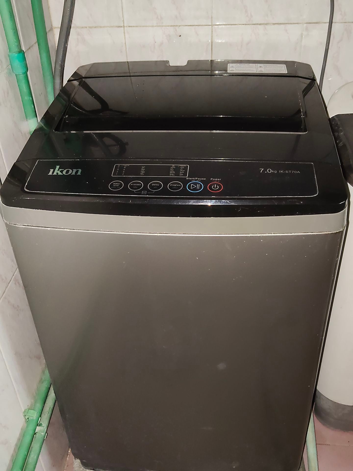 New washing machine rarely used for 1 year. Moving sale  - Image 6