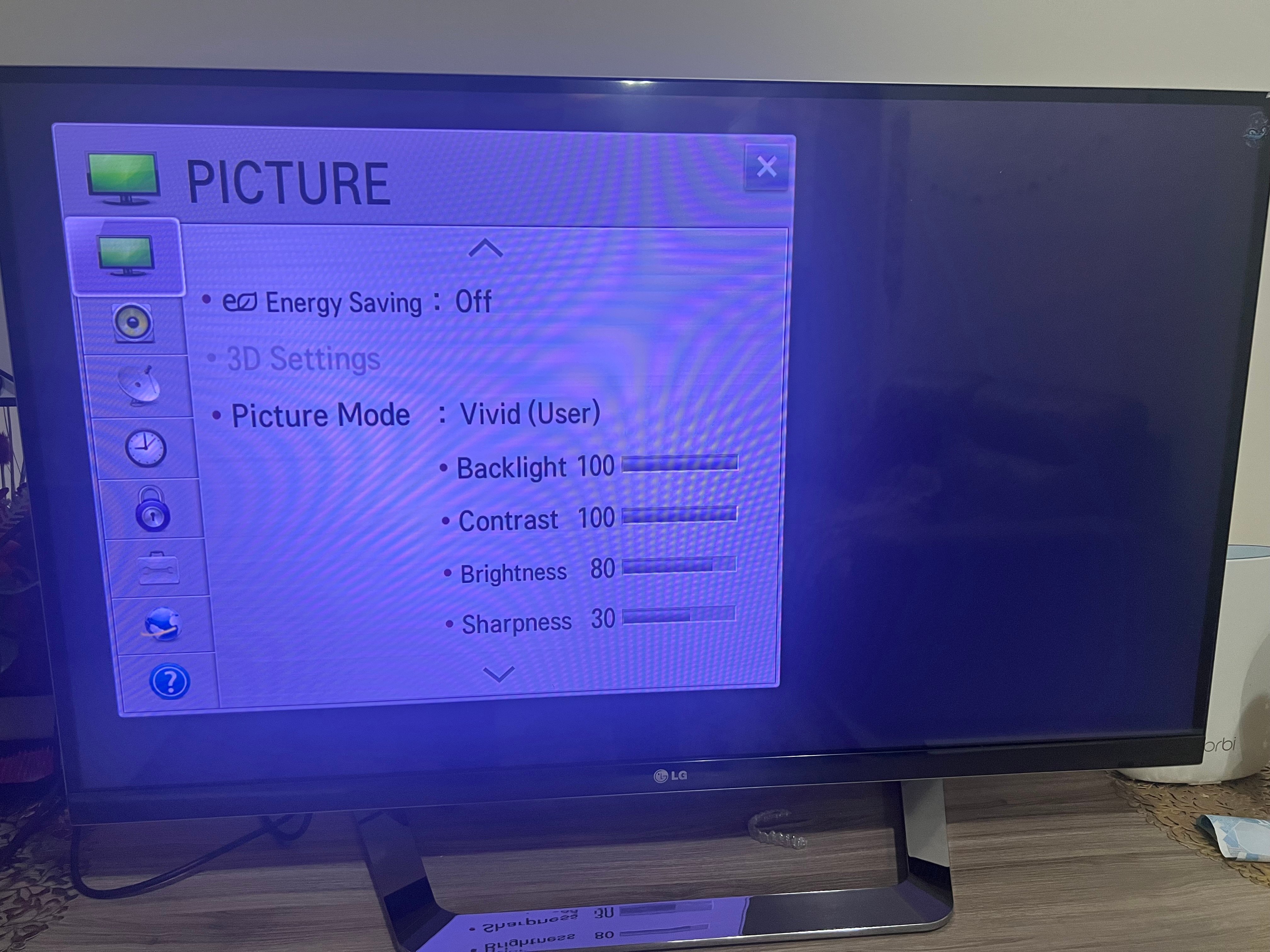 42inch LG smart Tv with Remote - Image 1