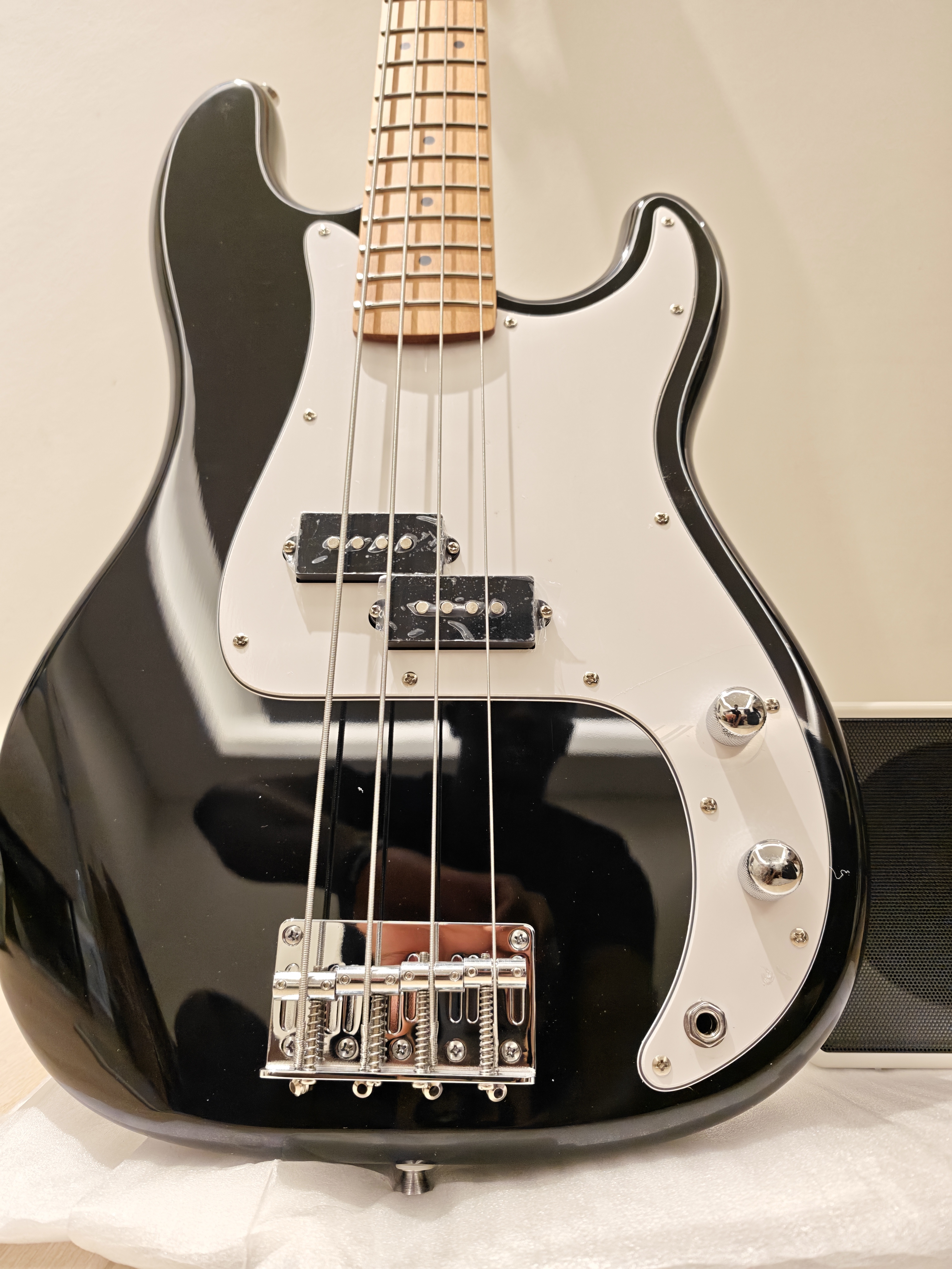 P Bass guitar and Amplifier - Image 1