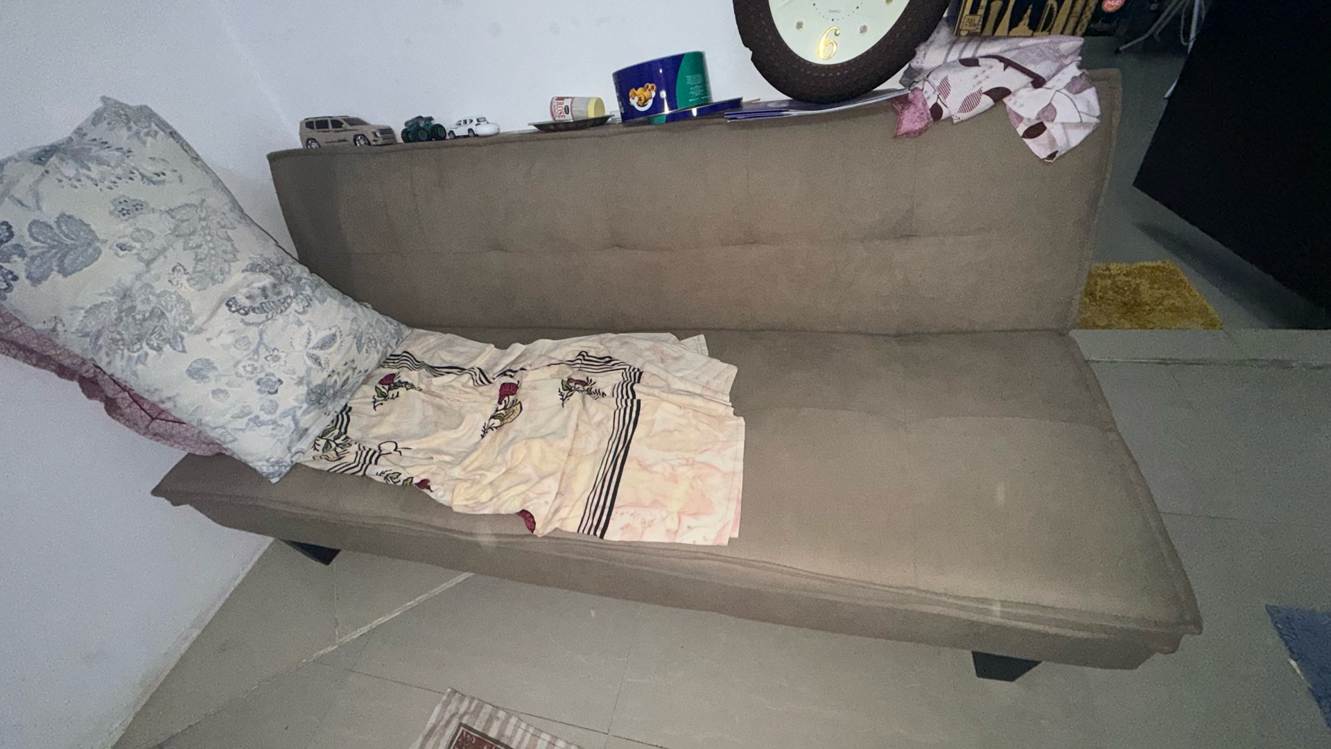 Urgent sale sofa & storage furniture - Image 1