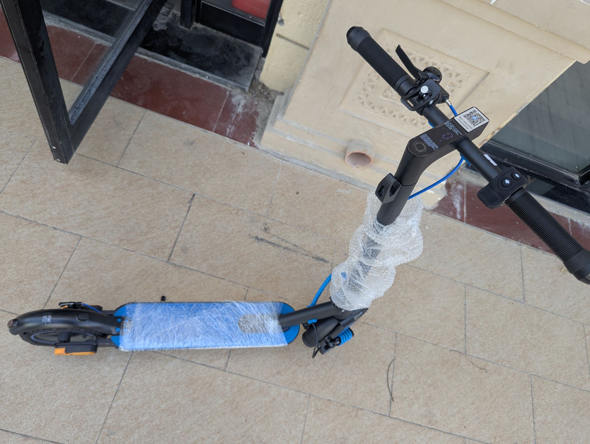 New electric scooter for sale (box)

 with a clear digital display.

Comfortable - Image 7