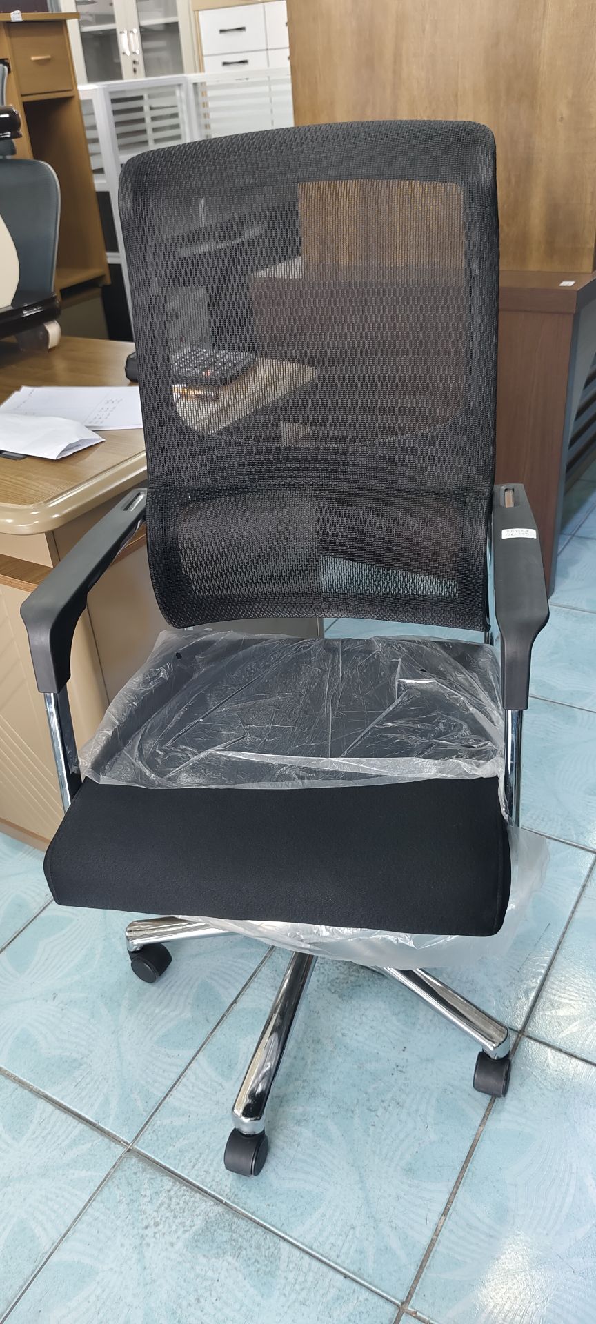 Office chair  - Image 6