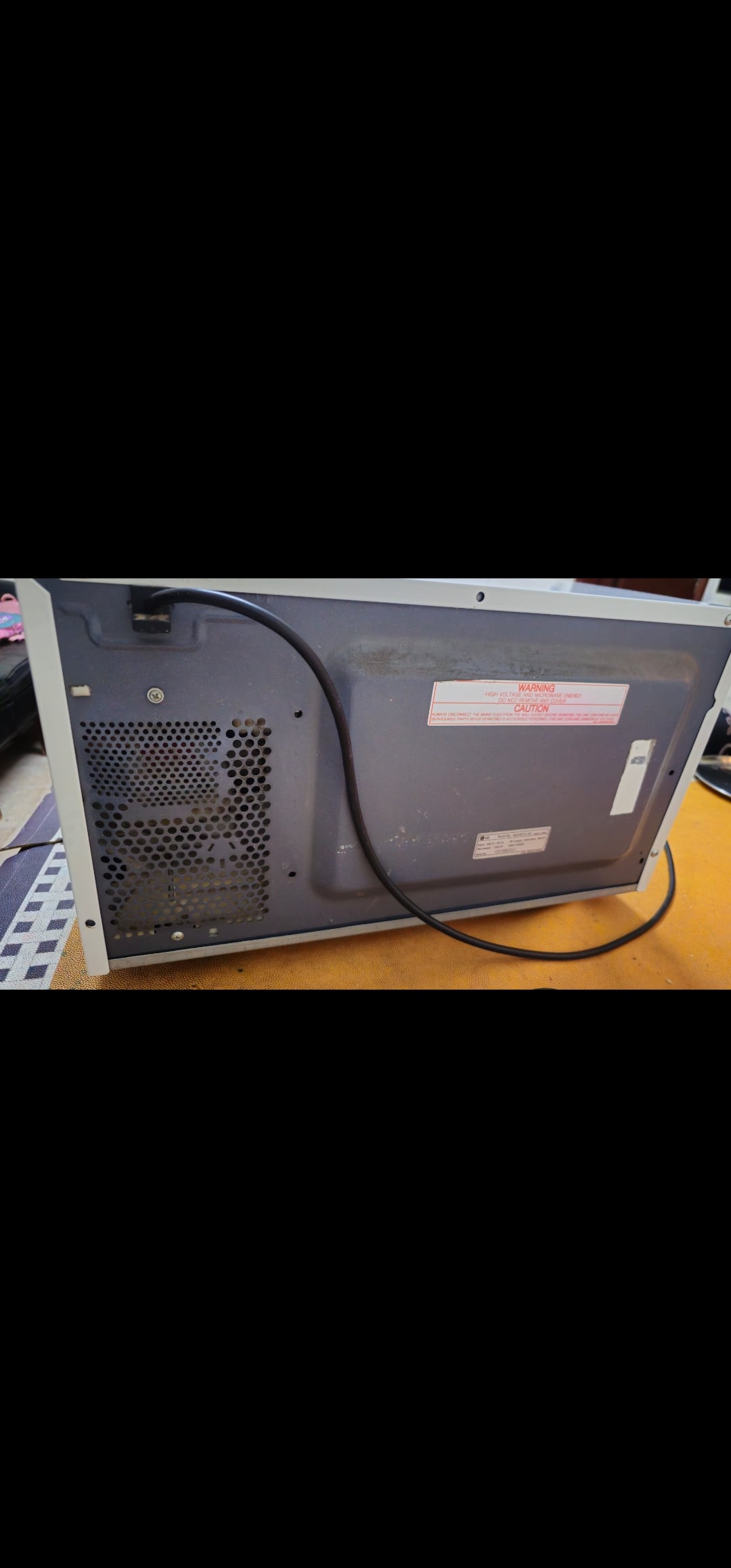 LG Microwave 30L Oven FOR SALE - Image 4