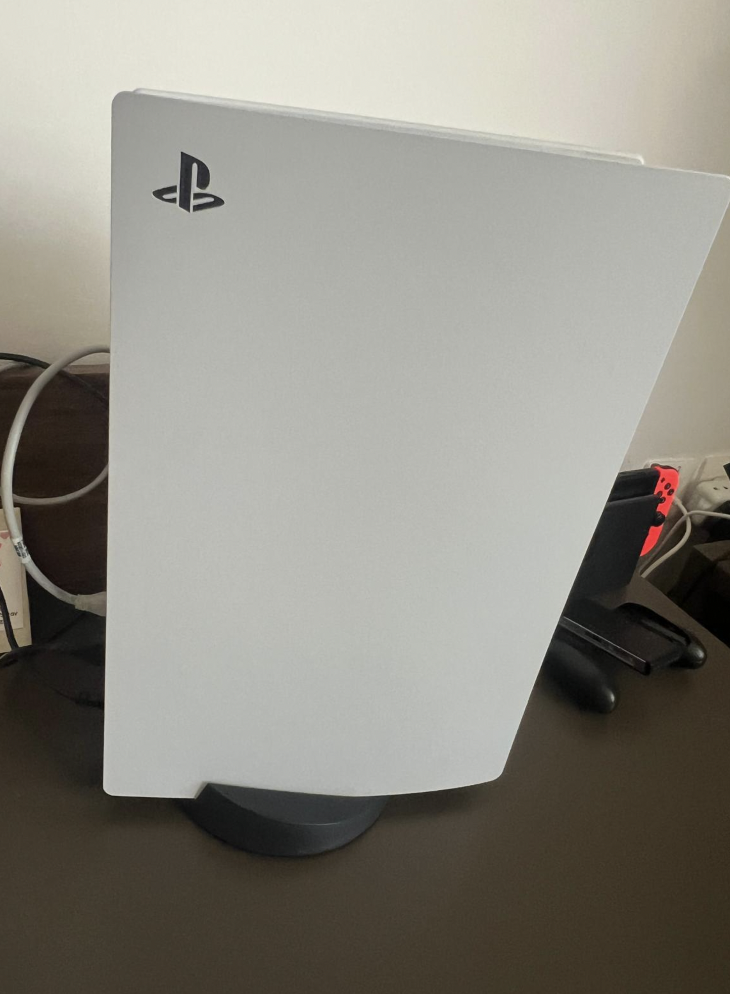 PS5 Bundle | Negotiable | 850GB - Image 2