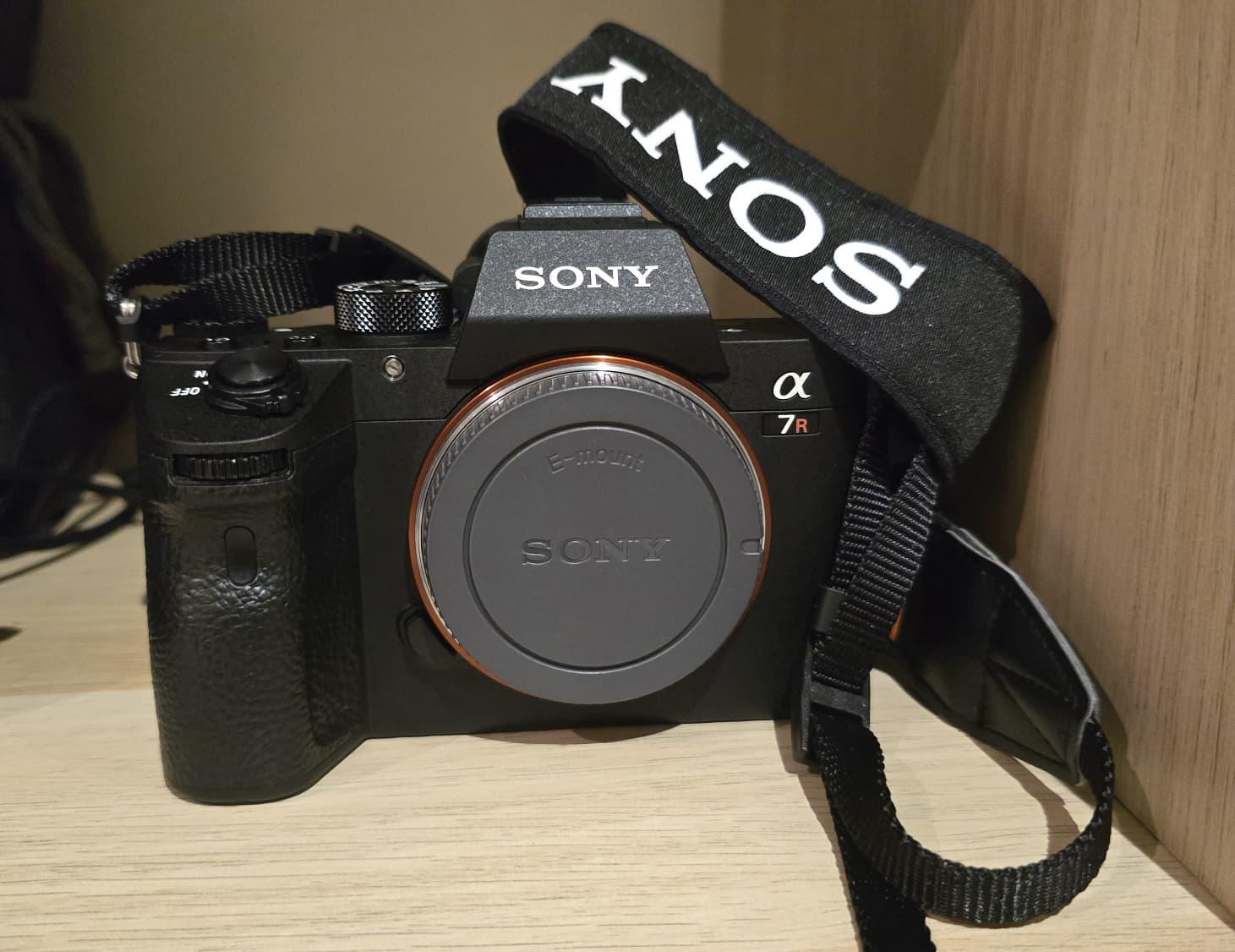 Sony A7rIII New Condition - Image 2
