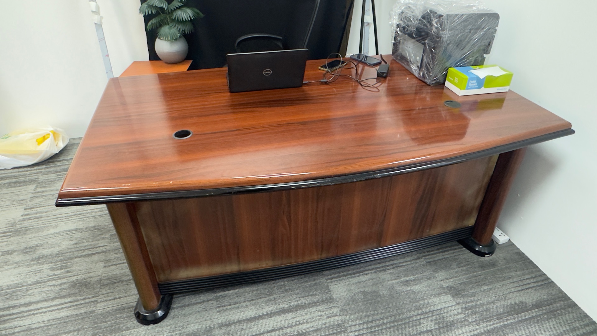 Office Table for sale - Image 1