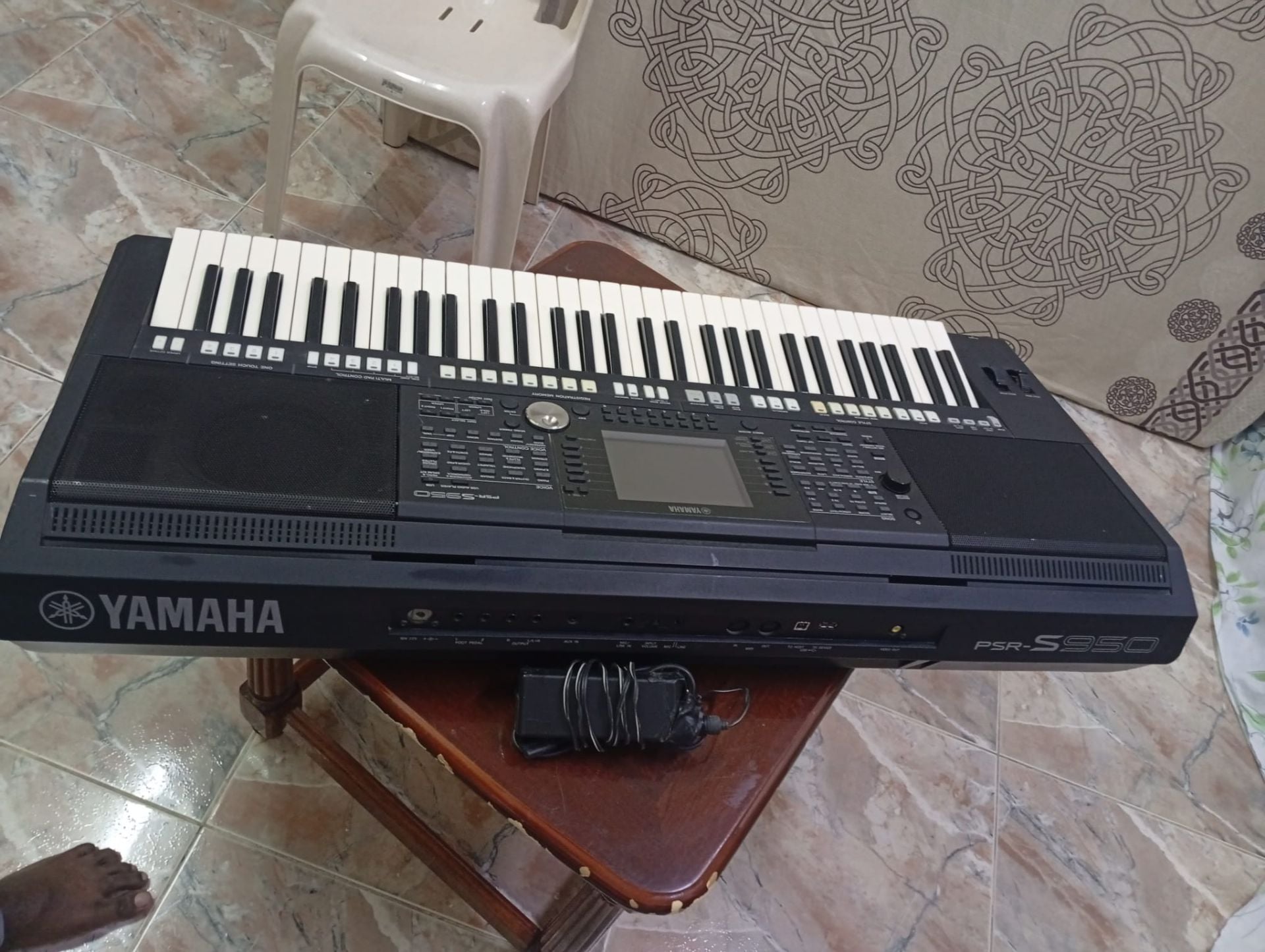 YAMAHA PSR S950 KEYBOARD  - Image 3
