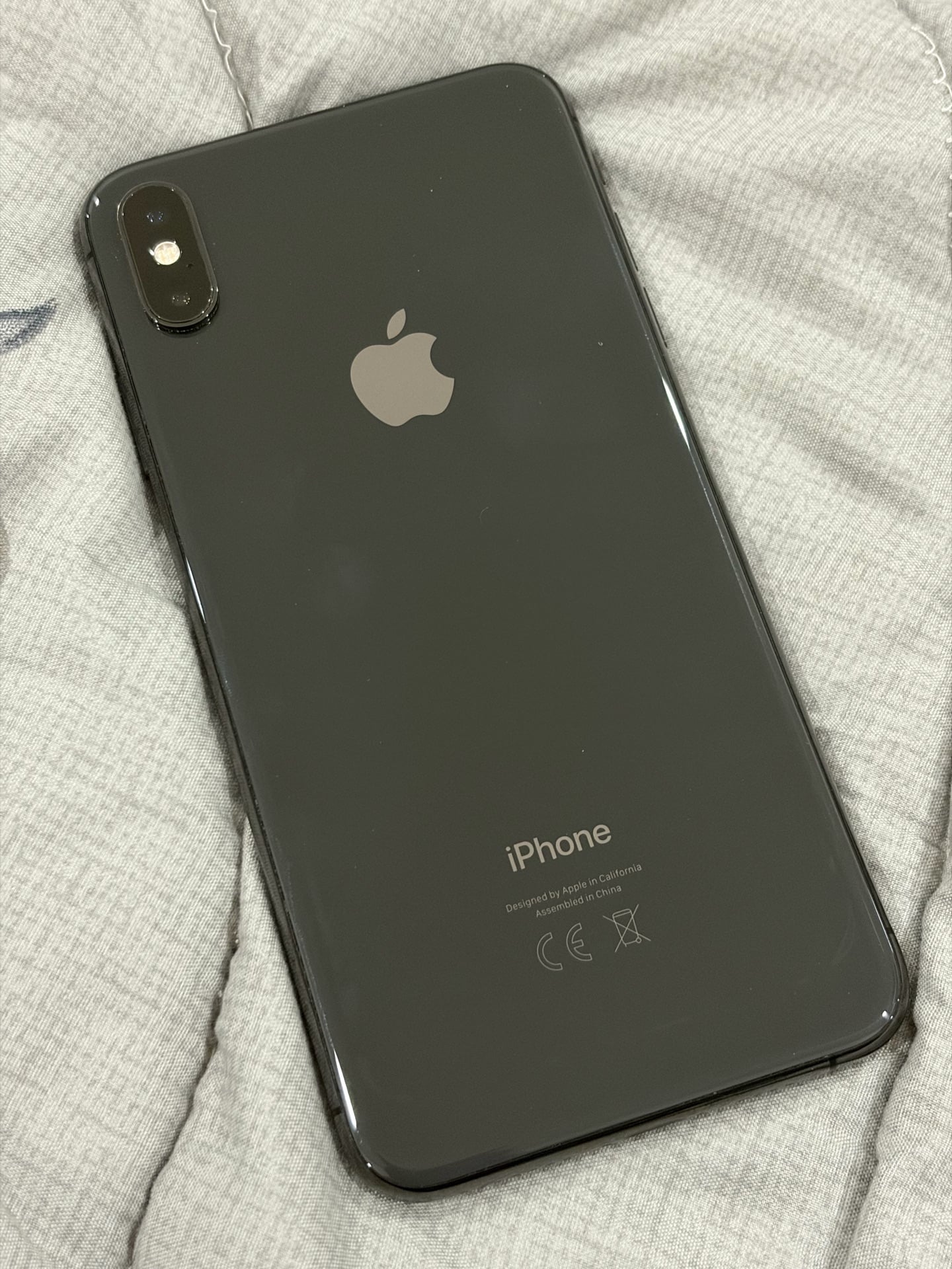 Apple iPhone XS Max | Items | Qatar Living Classifieds