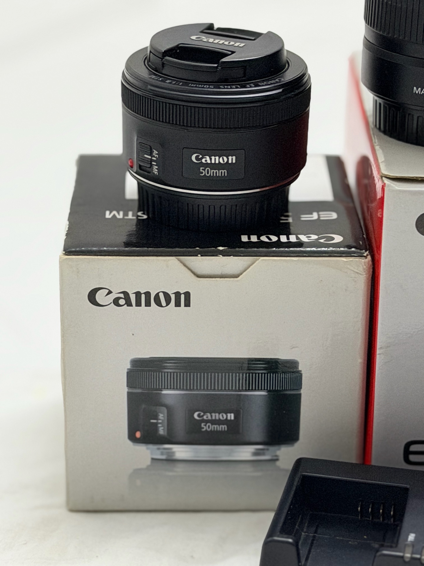 Canon 2000D with 2 lenses - Image 2