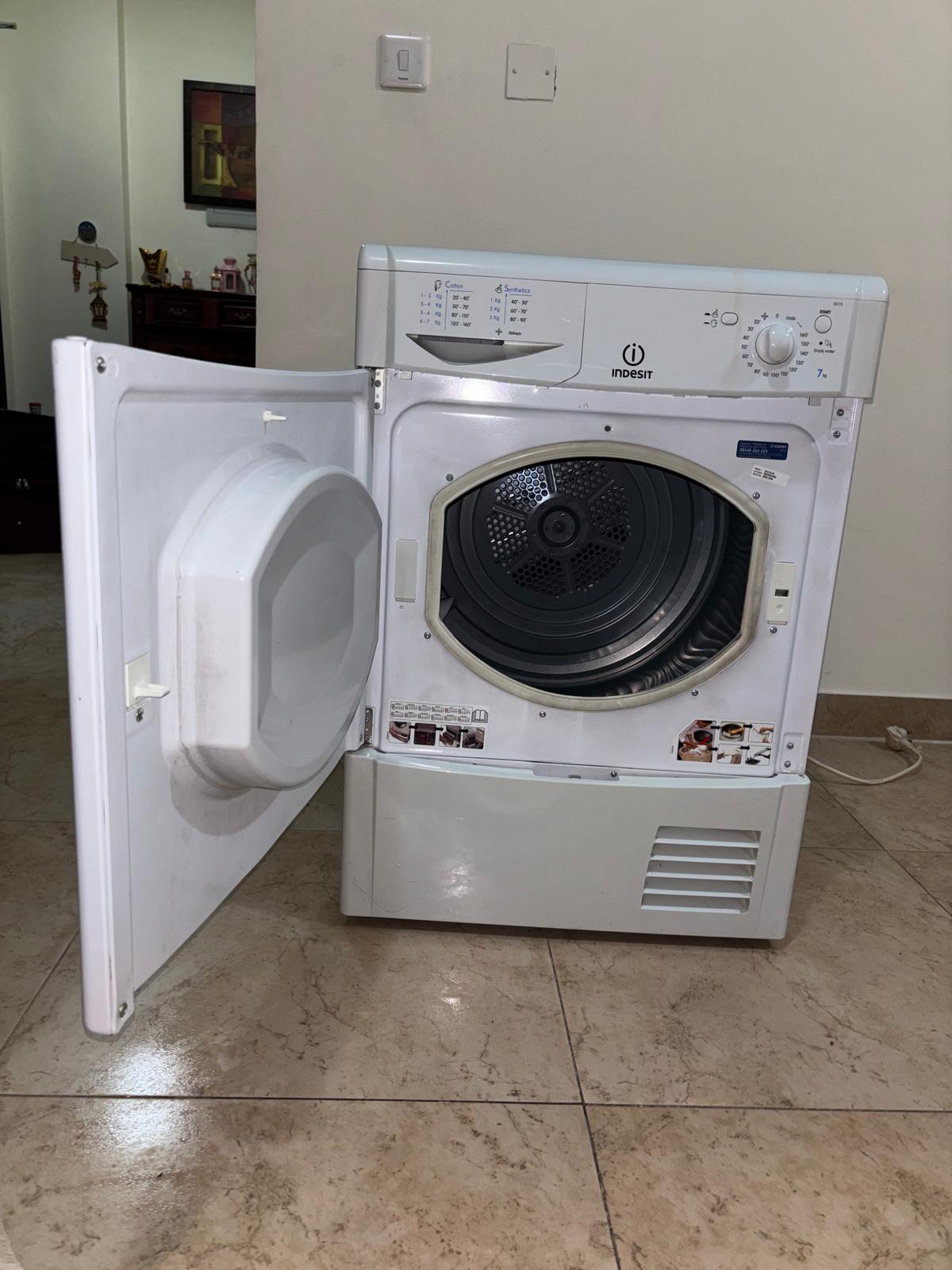 Indesit 7 kg Front Load Dryer - Image 2