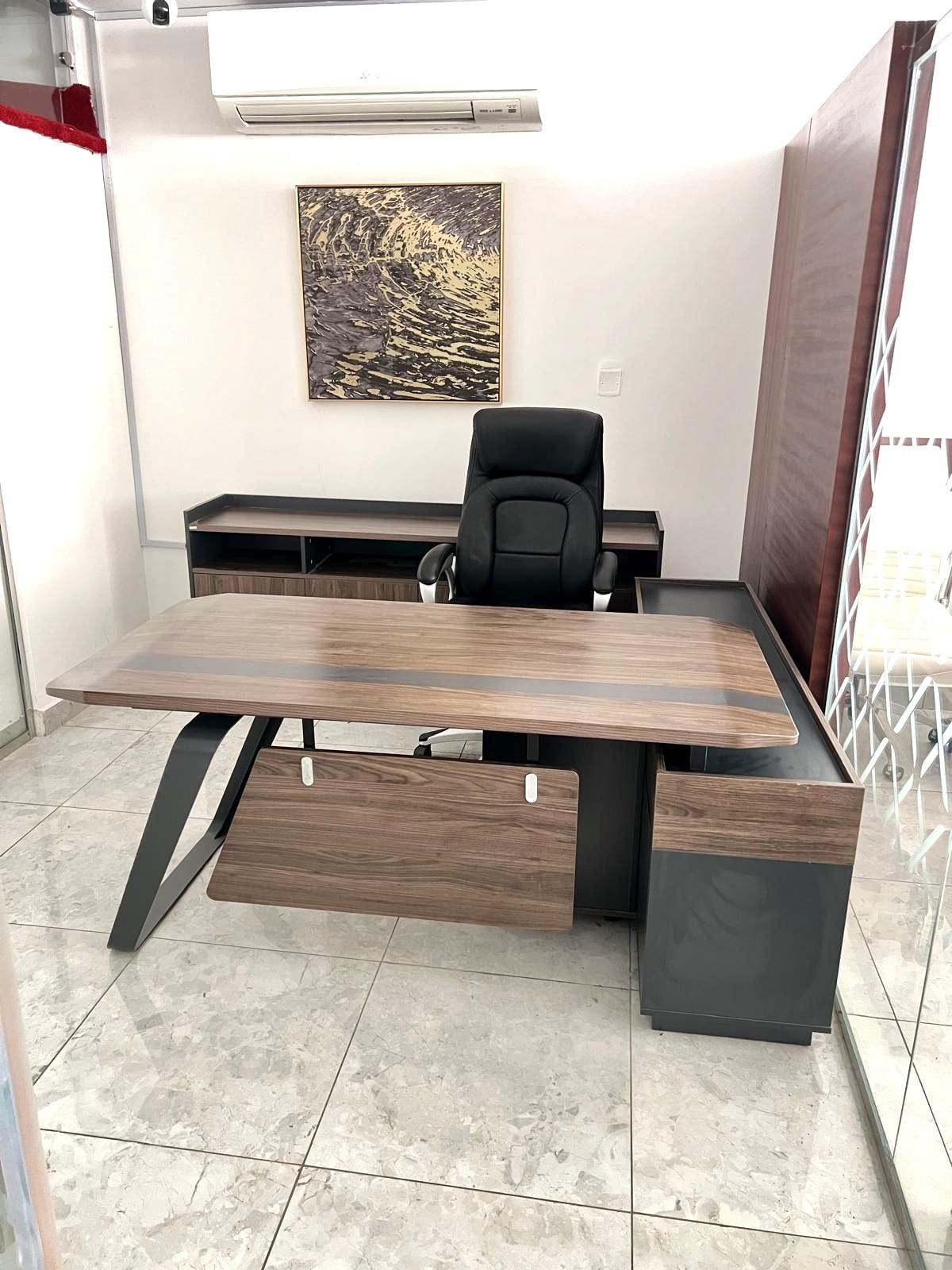 Used office furniture buy and selling 33740365 - Image 1