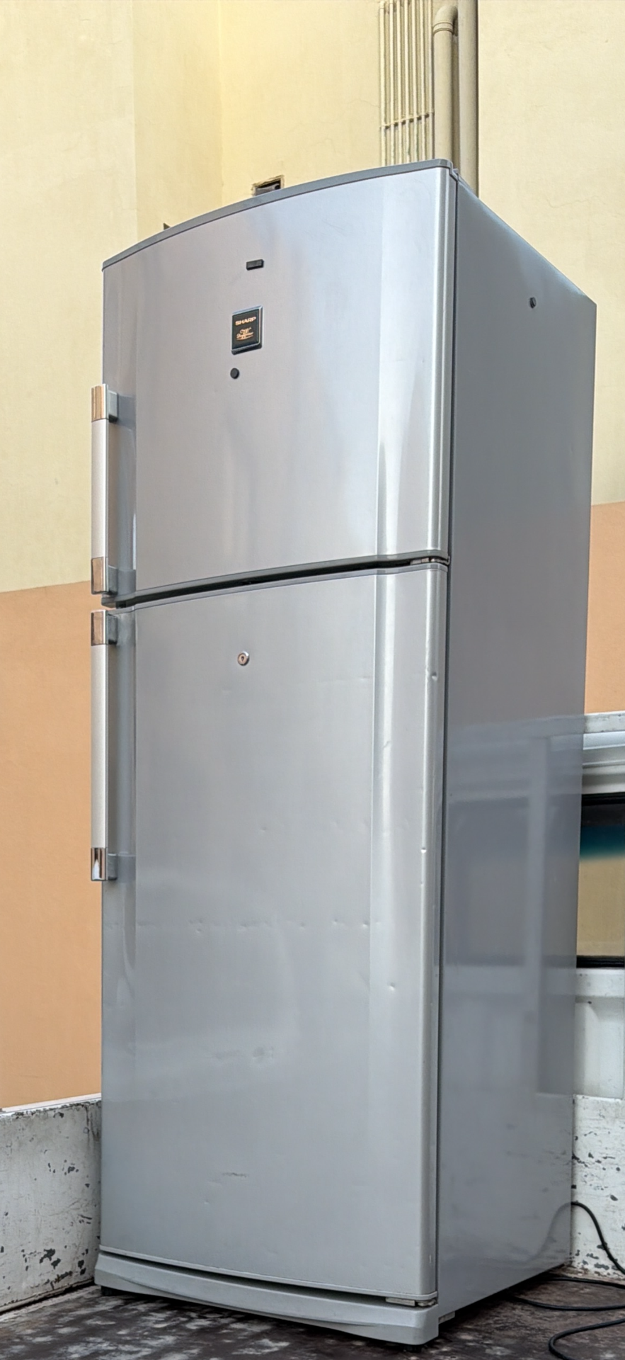Fridge - Image 2