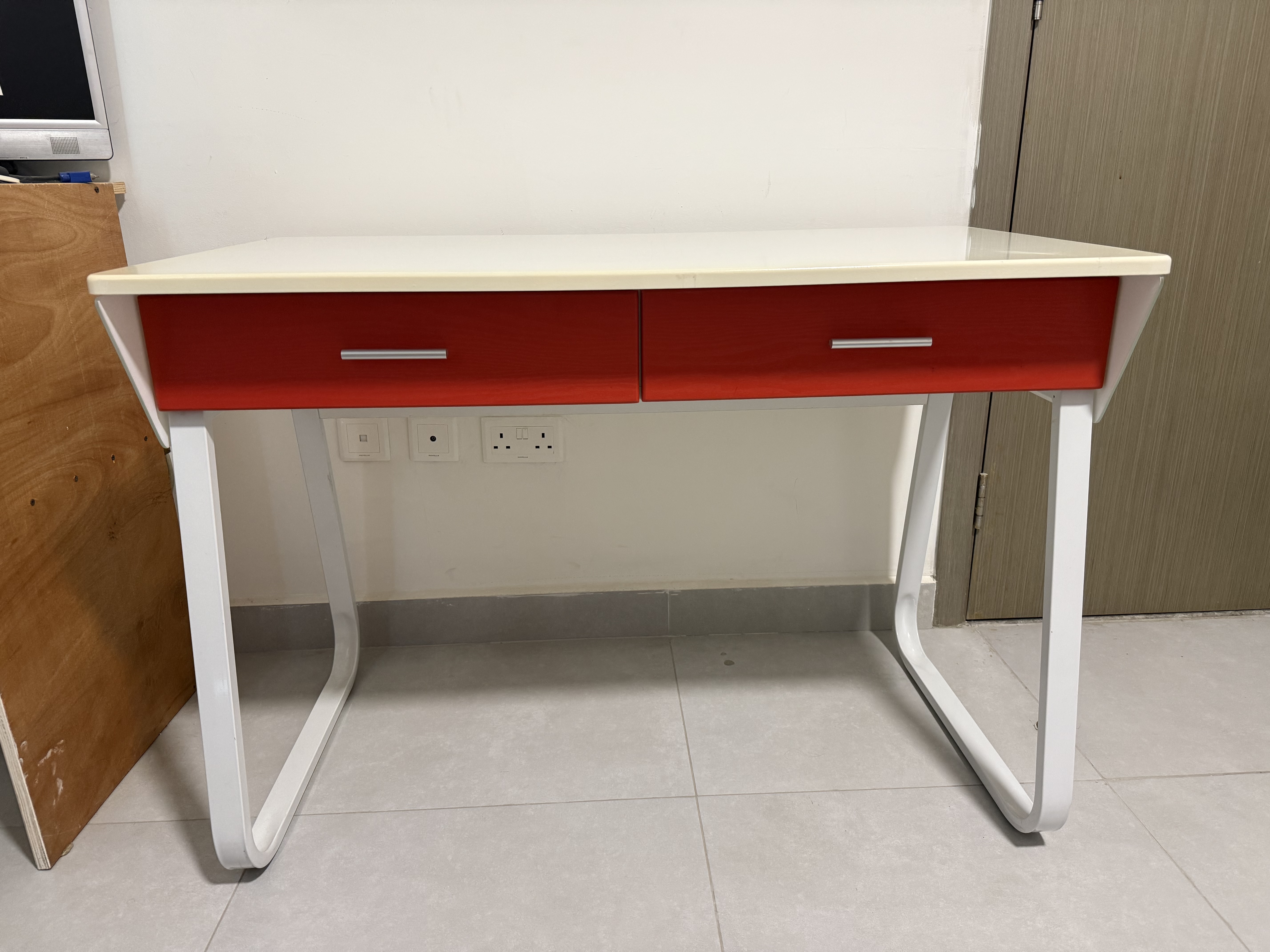 Desk 110x58 cms - Image 2