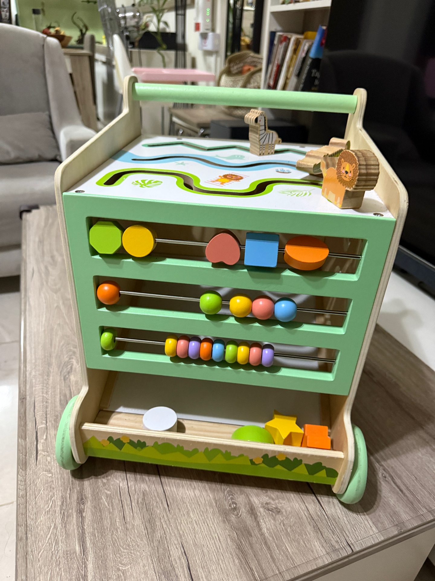 Early learning - Walker - Image 1