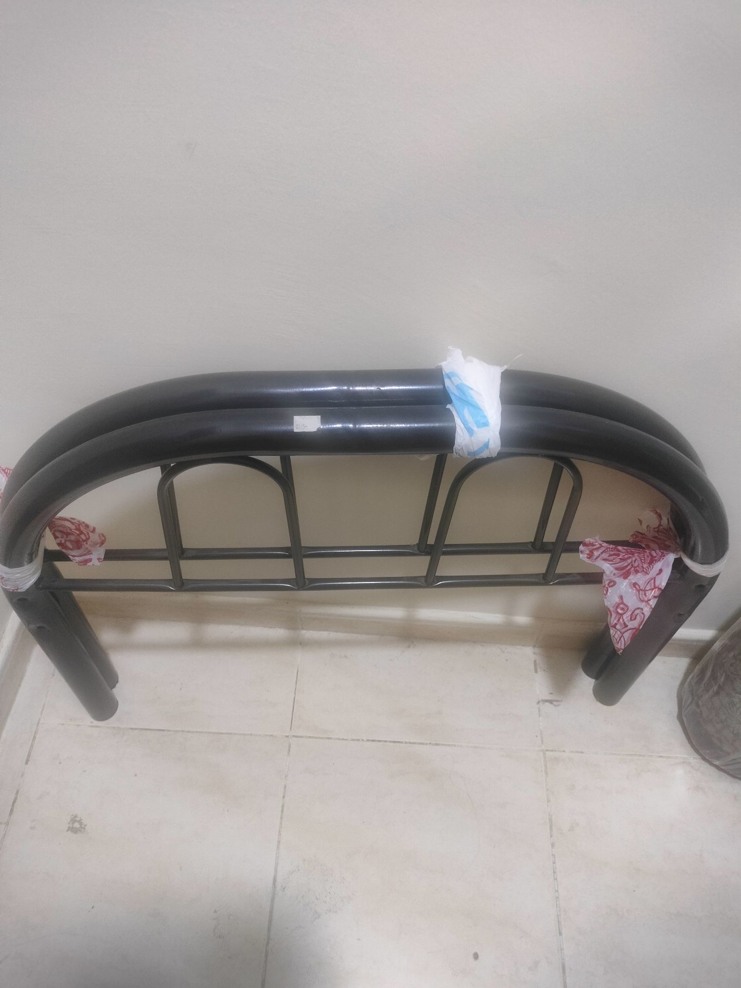 Single Bed - Image 4