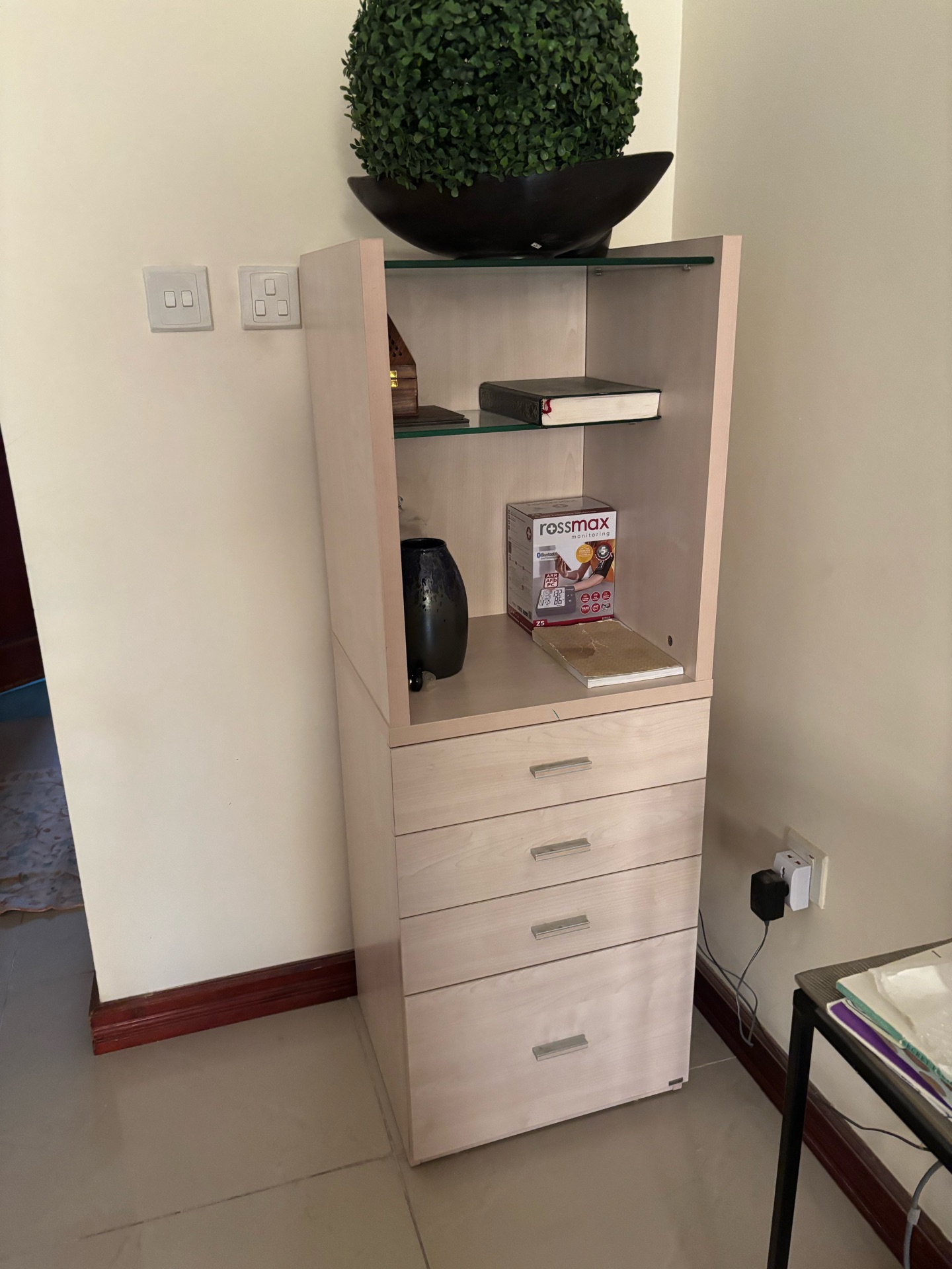 PAN home lounge & dining room set - Image 8