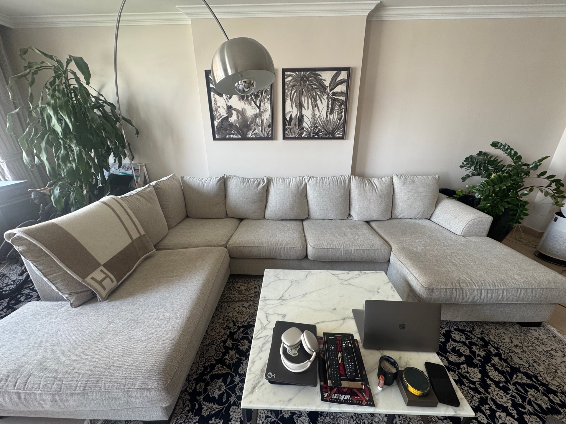 The One U-Shaped Sofa - Image 2