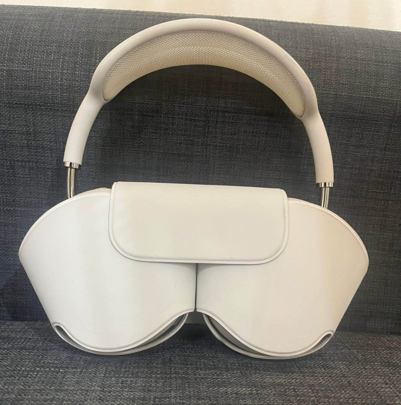 Apple Airpod max - Image 1