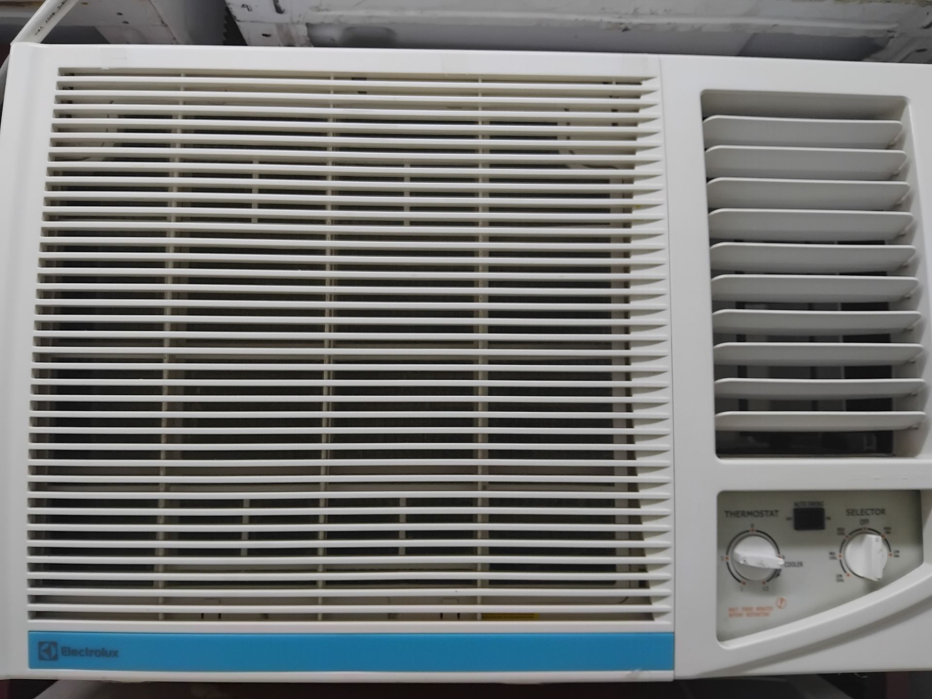 Good AC for sale - Image 4
