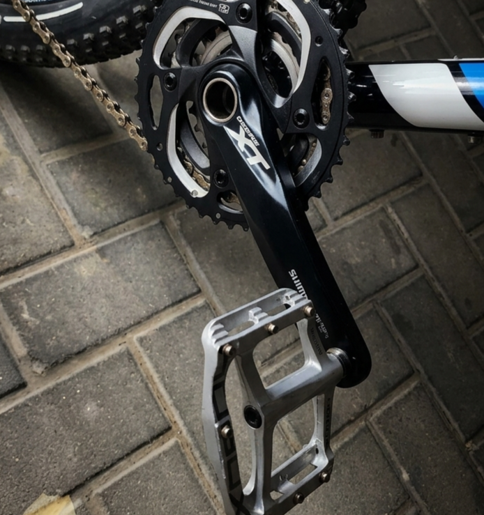TREK BICYCLE 6TH SREES - Image 3