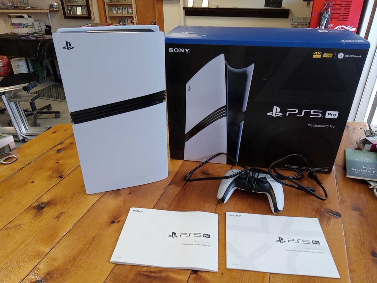 Sony PlayStation 5 Pro - Image 3