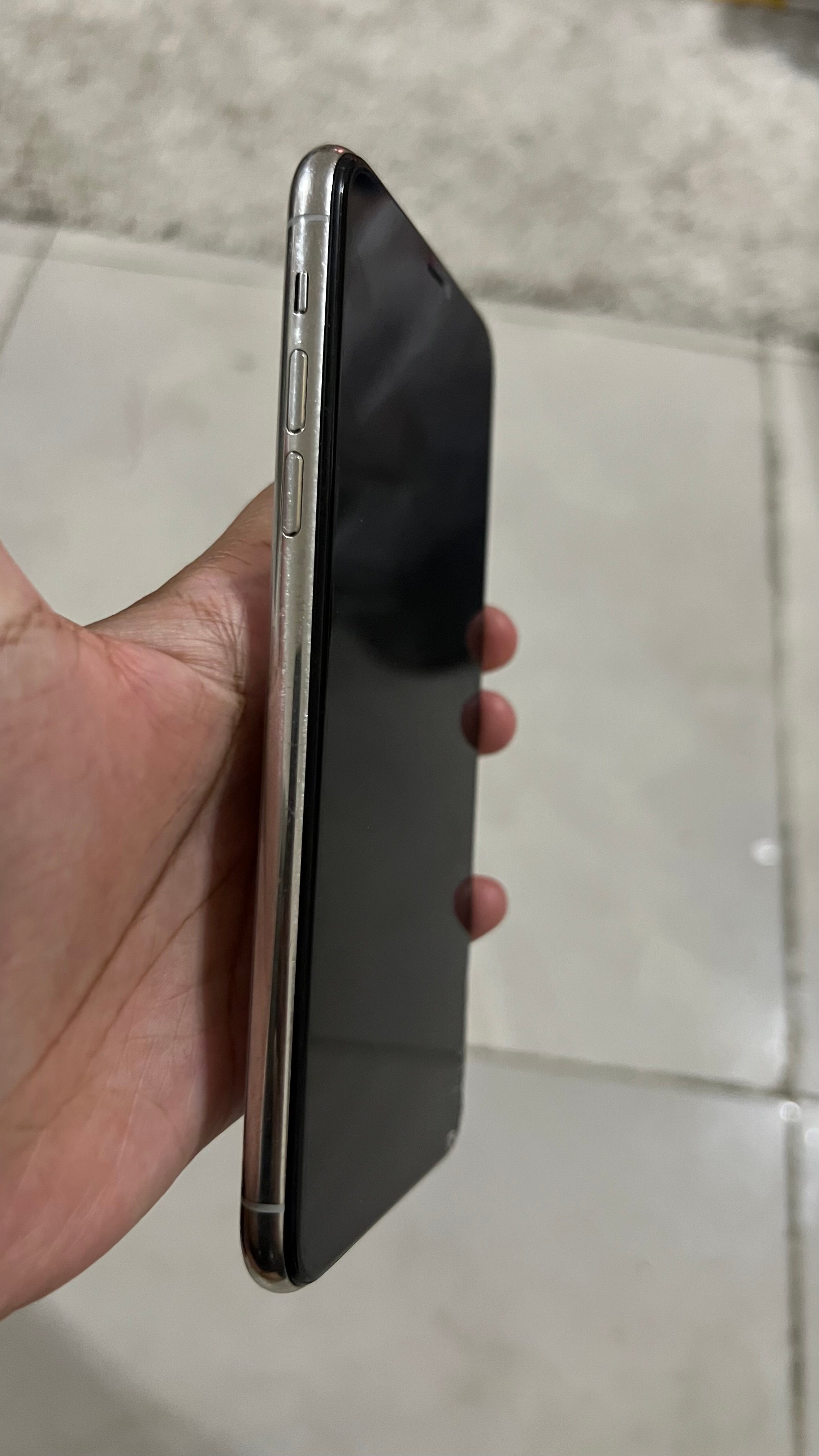11promax - 256GB (بيع عاجل) - Image 7