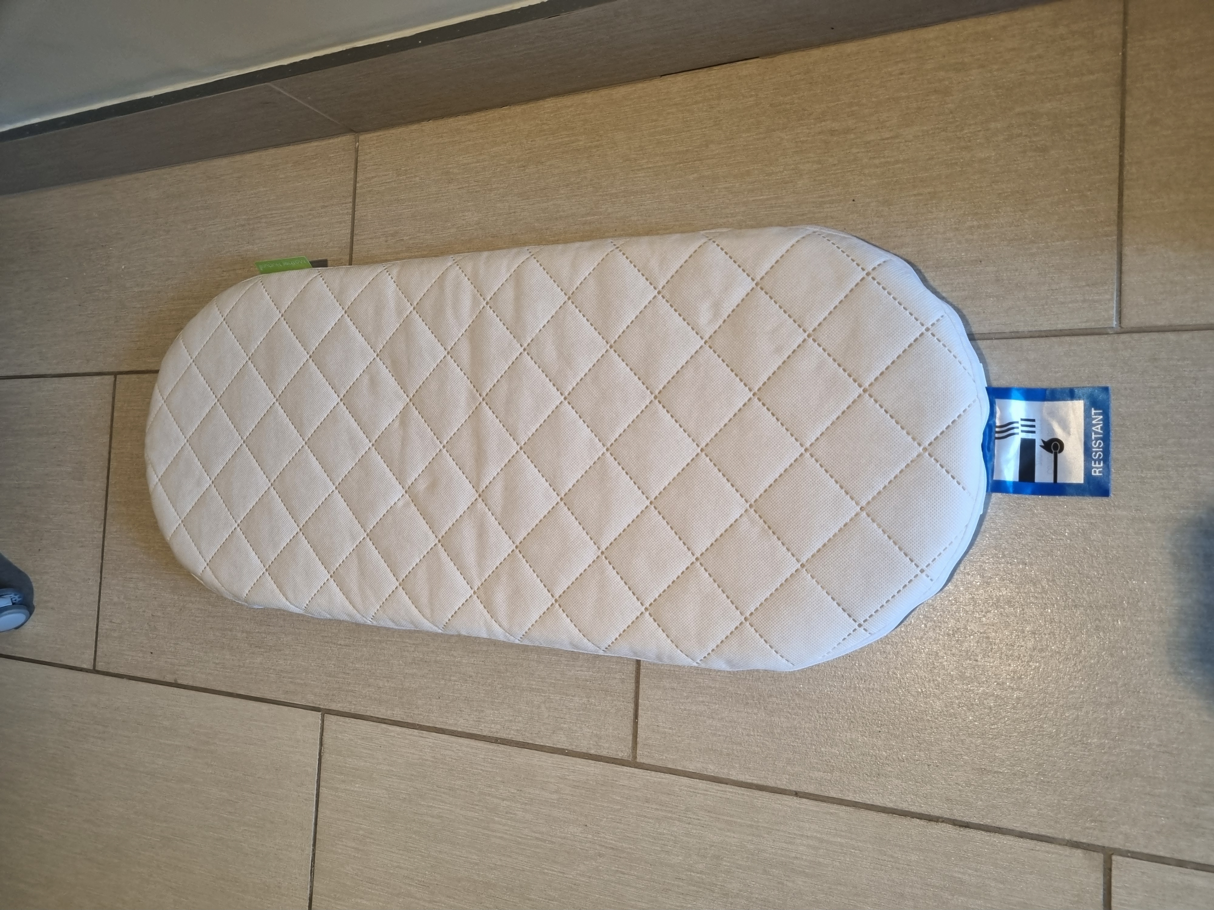 Chicco 4 in 1 baby crib - Image 2