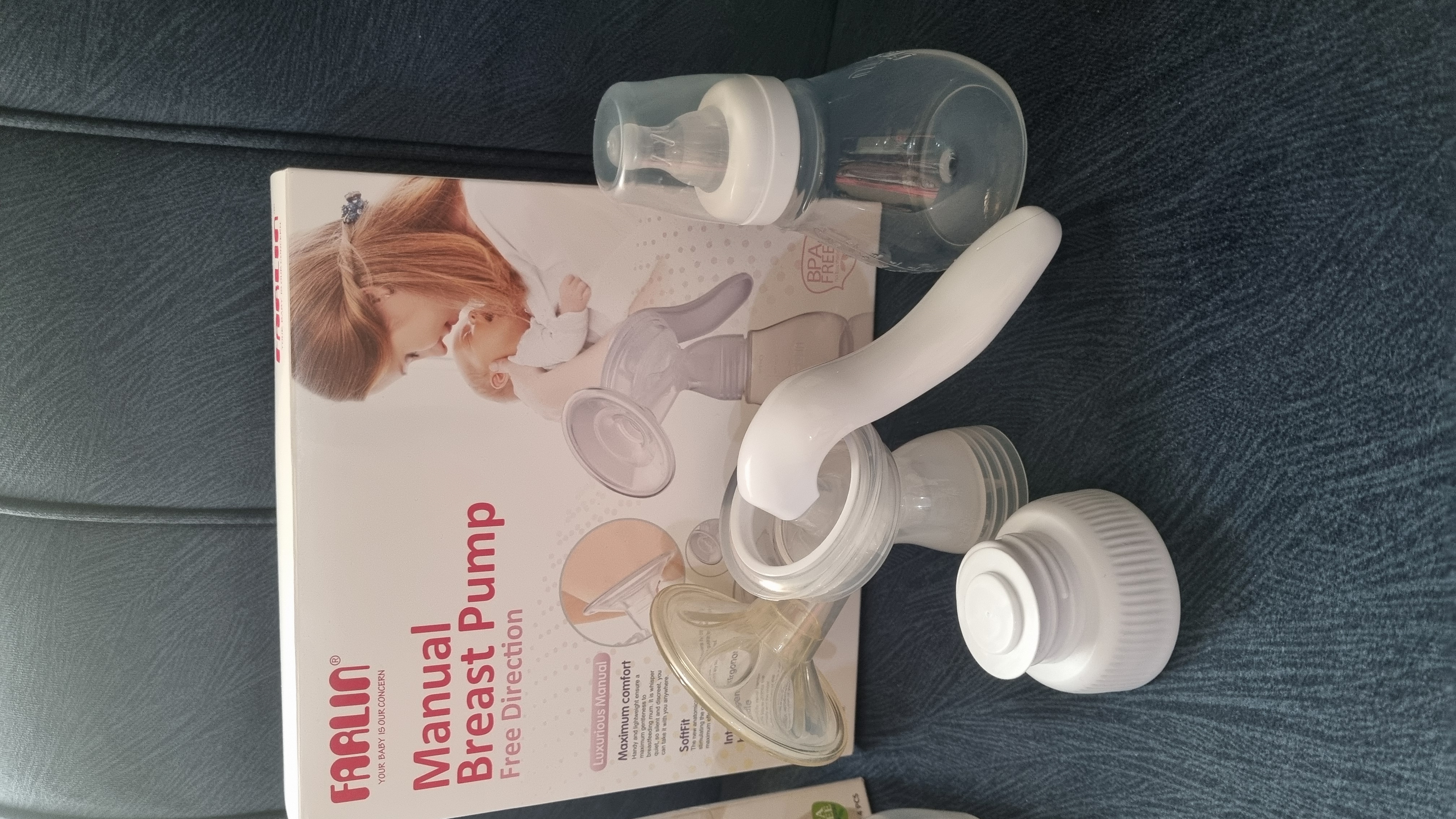 Manual breast pump  - Image 3