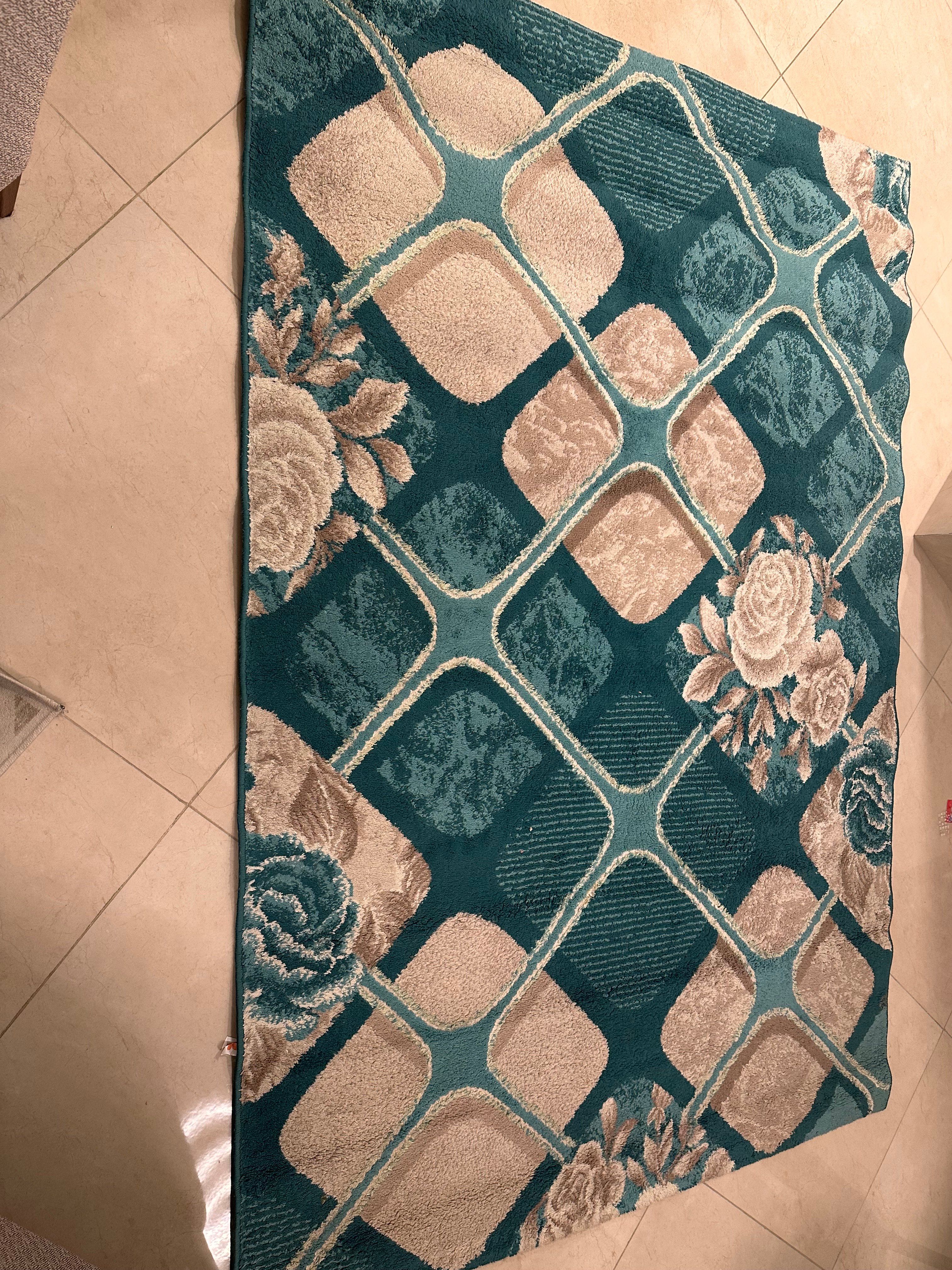 Excellent condition carpet - Image 3