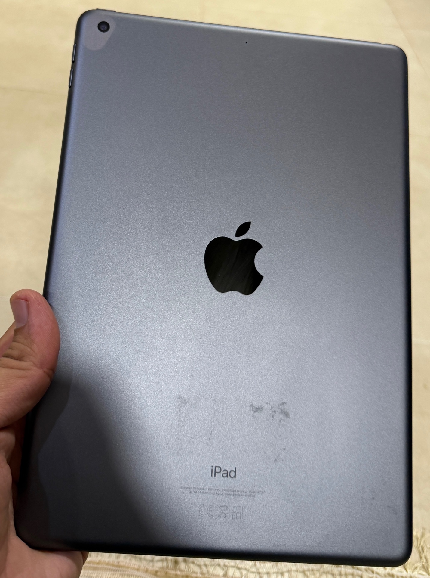 Ipad 7 - 128GB WIFI perfect condition  - Image 4