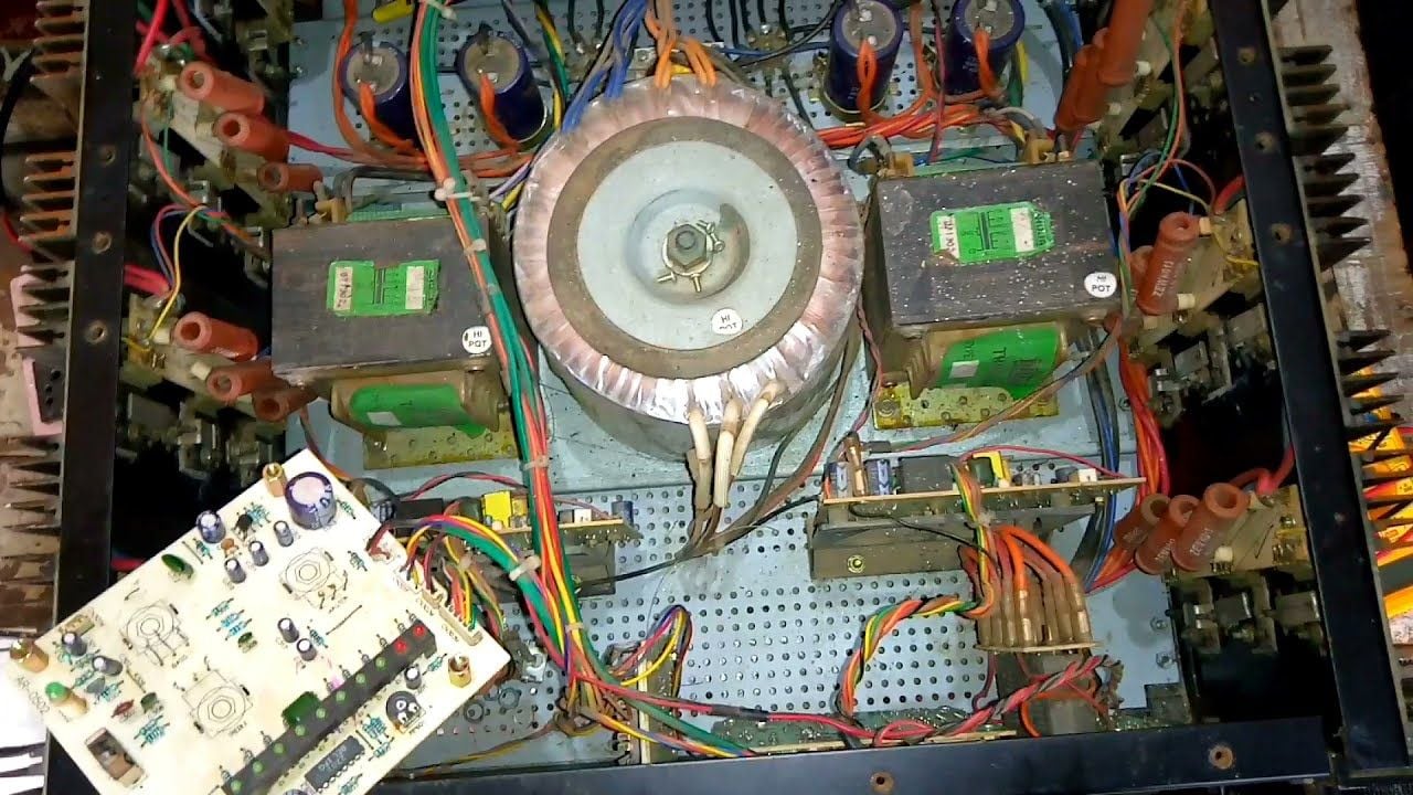 Electronics and electrical servicing - Image 2