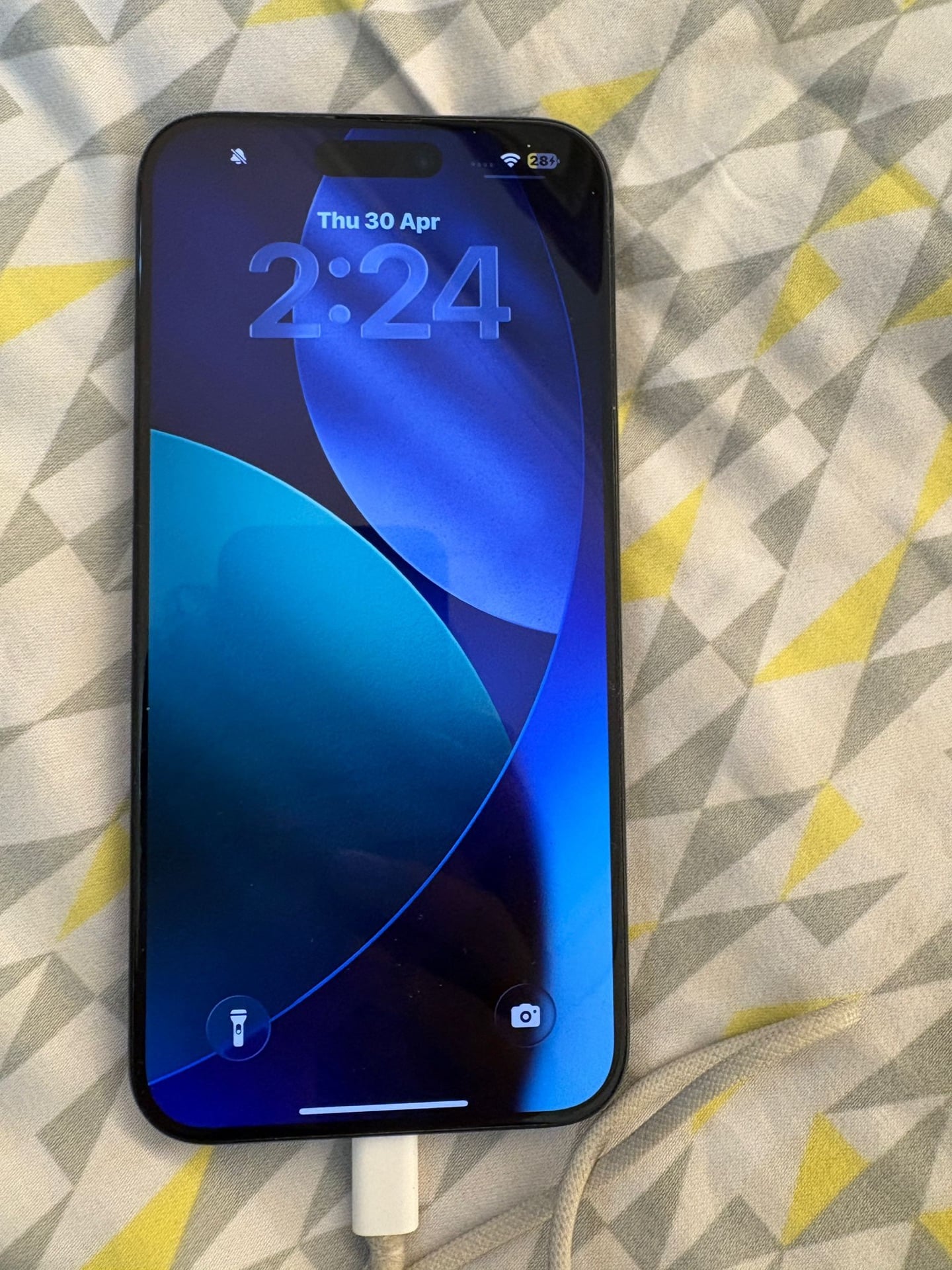 iPhone 15 Pro Max - Image 2