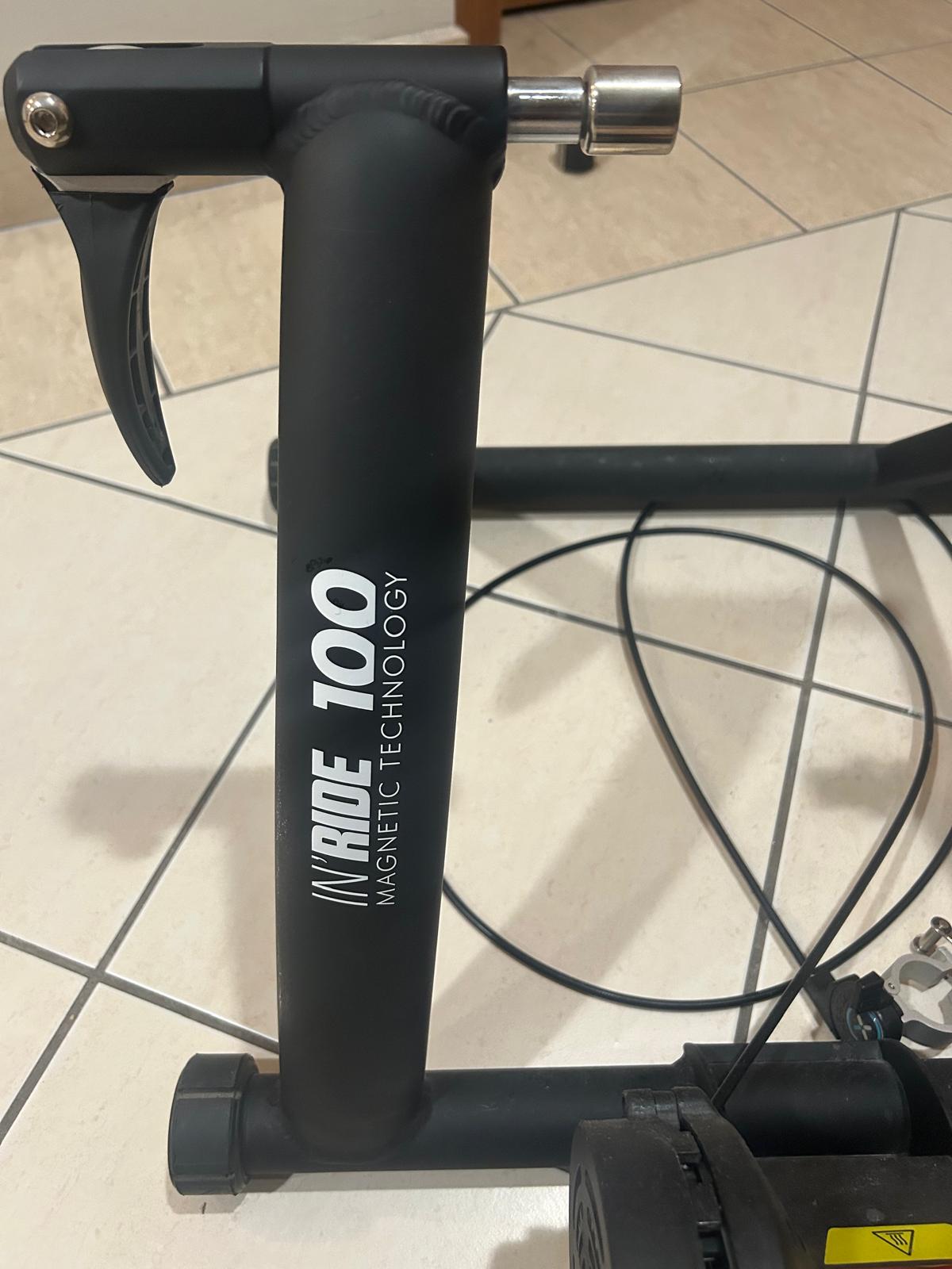 B’TWIN Inride 100 Indoor Bike Trainer - Image 2