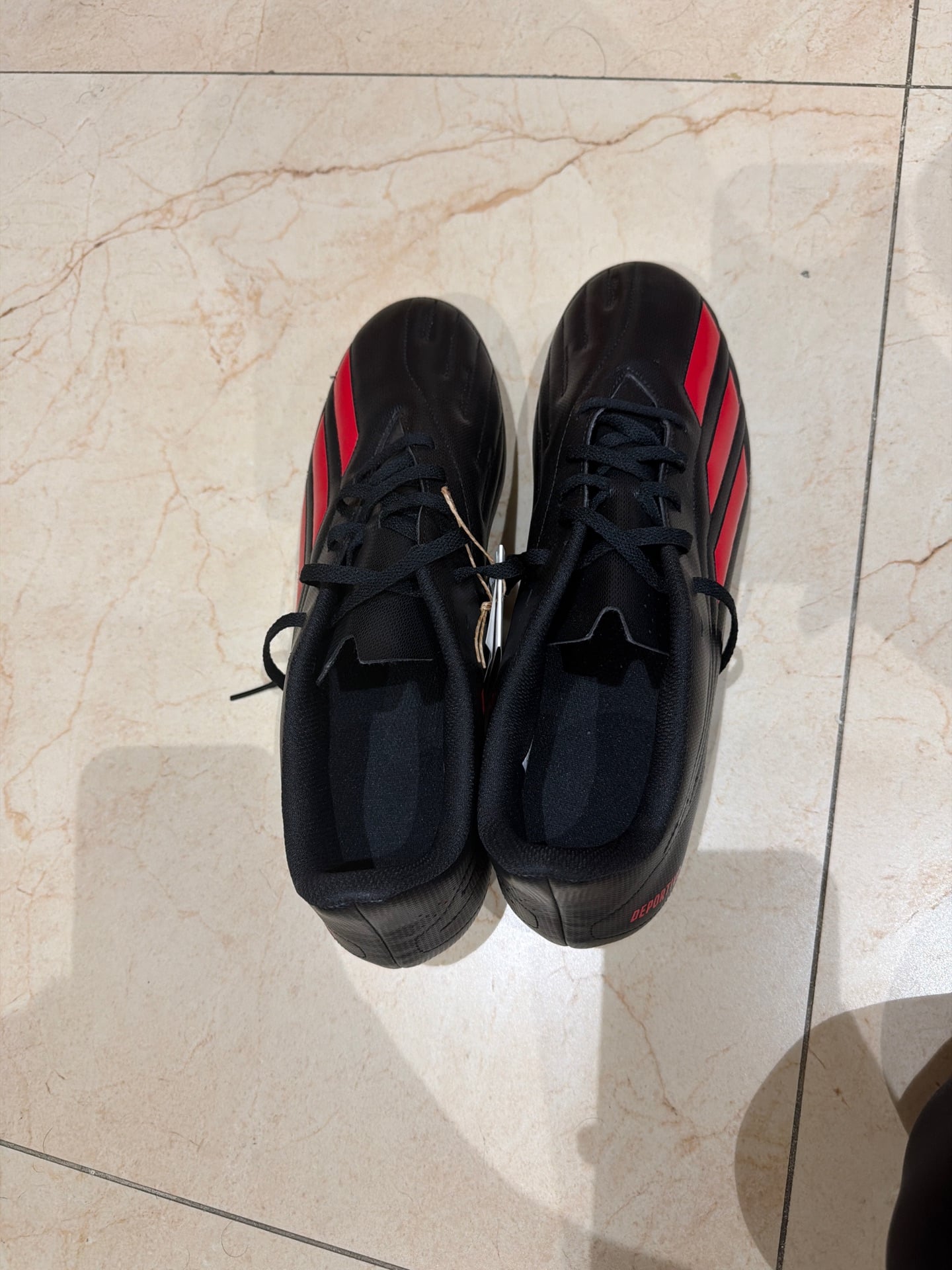 Football shoes addidas - Image 1